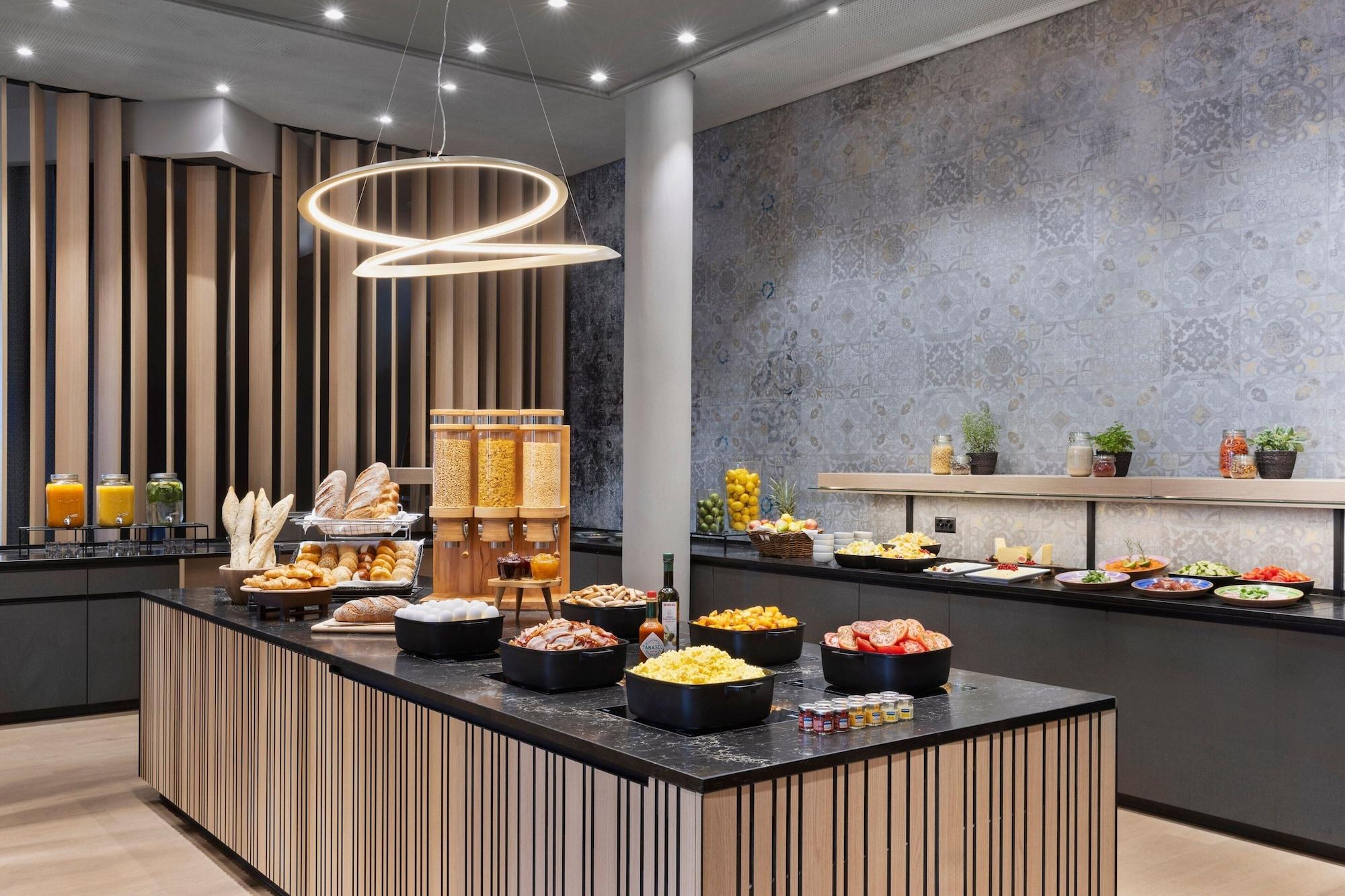Restaurant Courtyard by Marriott Basel