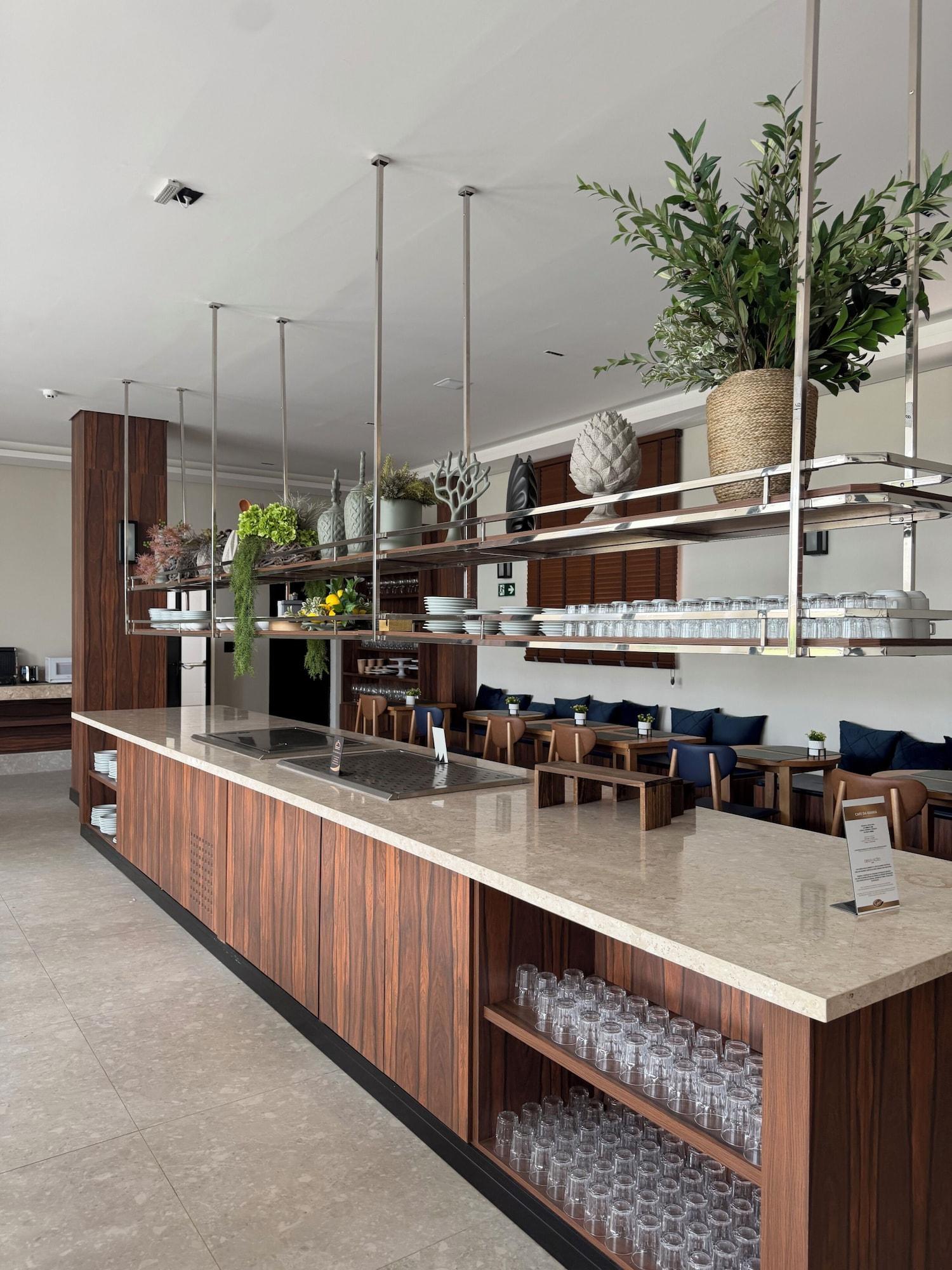 Restaurant Class Hotel Americana
