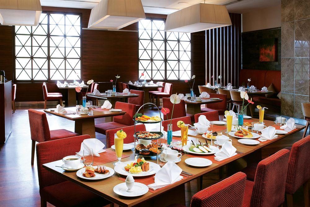 Restaurant Vivanta Trivandrum