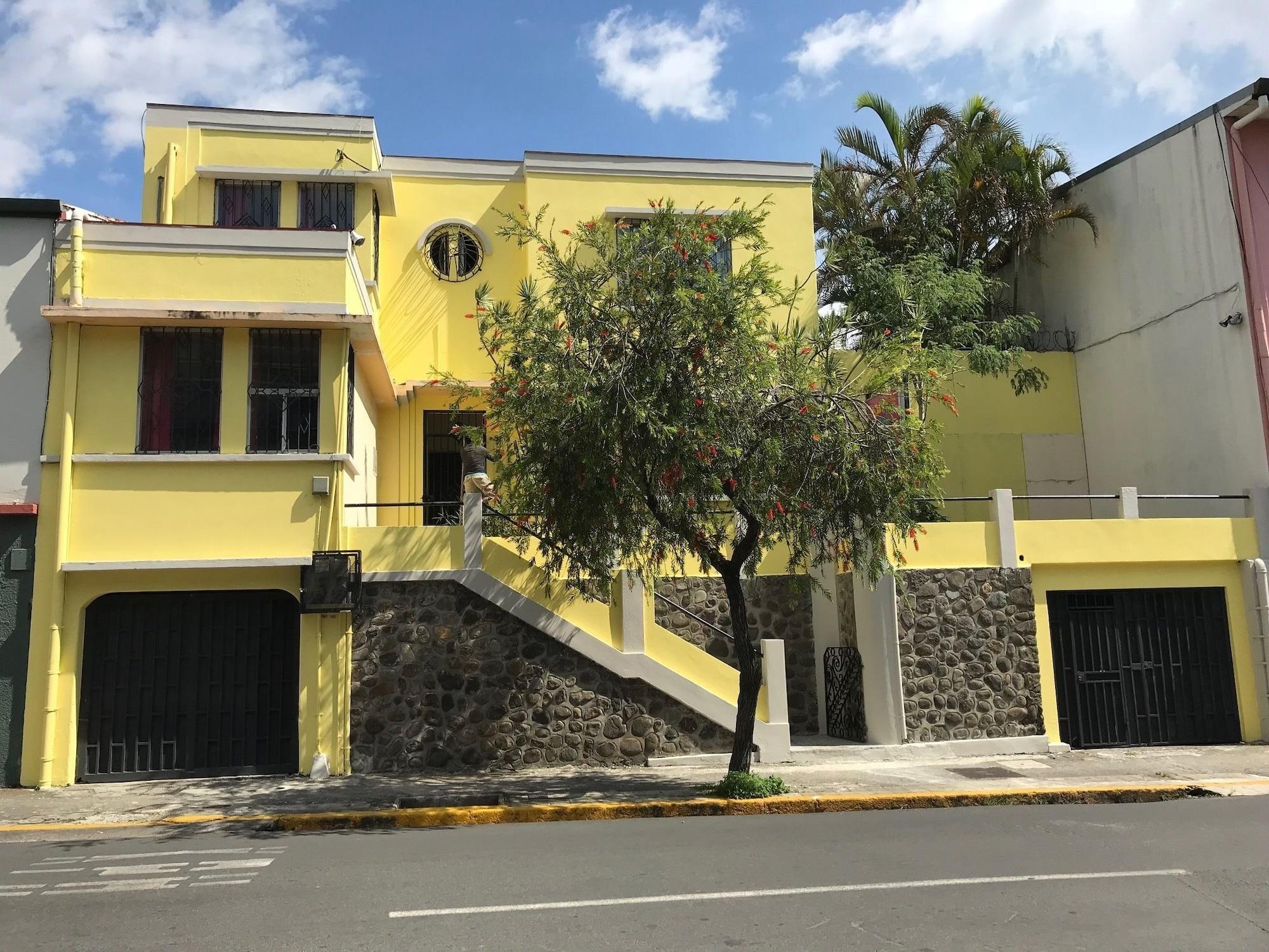 Vista Exterior Hotel Kekoldi Garden