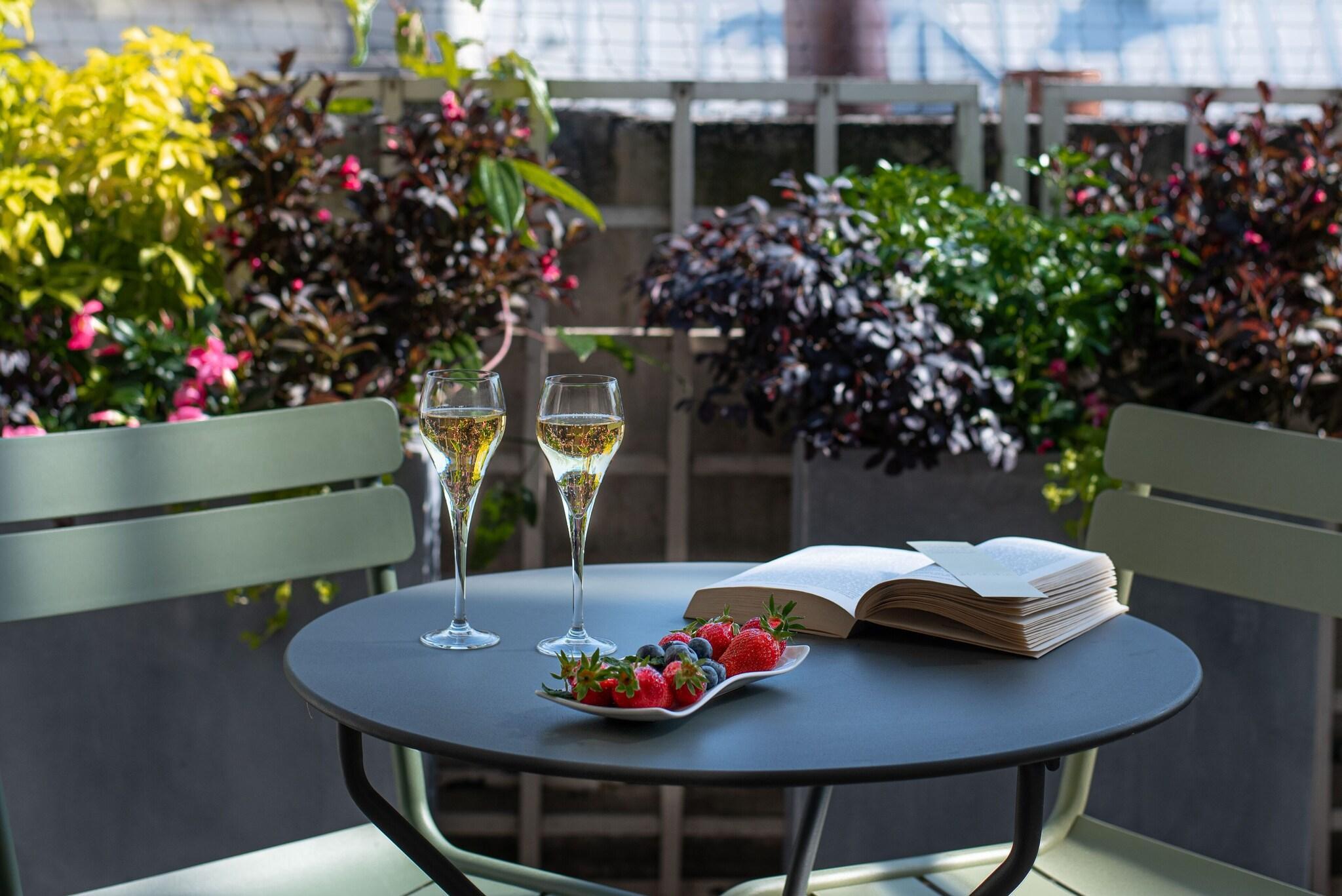 Varios Hotel Cambon