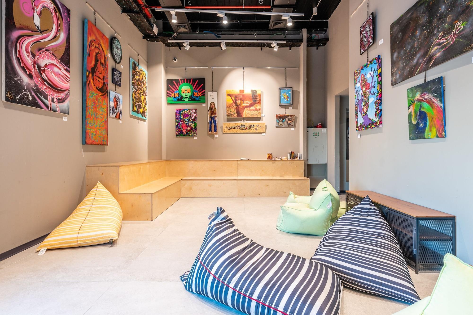 Instalaciones Recreativas The Spot Hostel