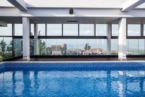 Alojamiento - Holiday Inn Telavi