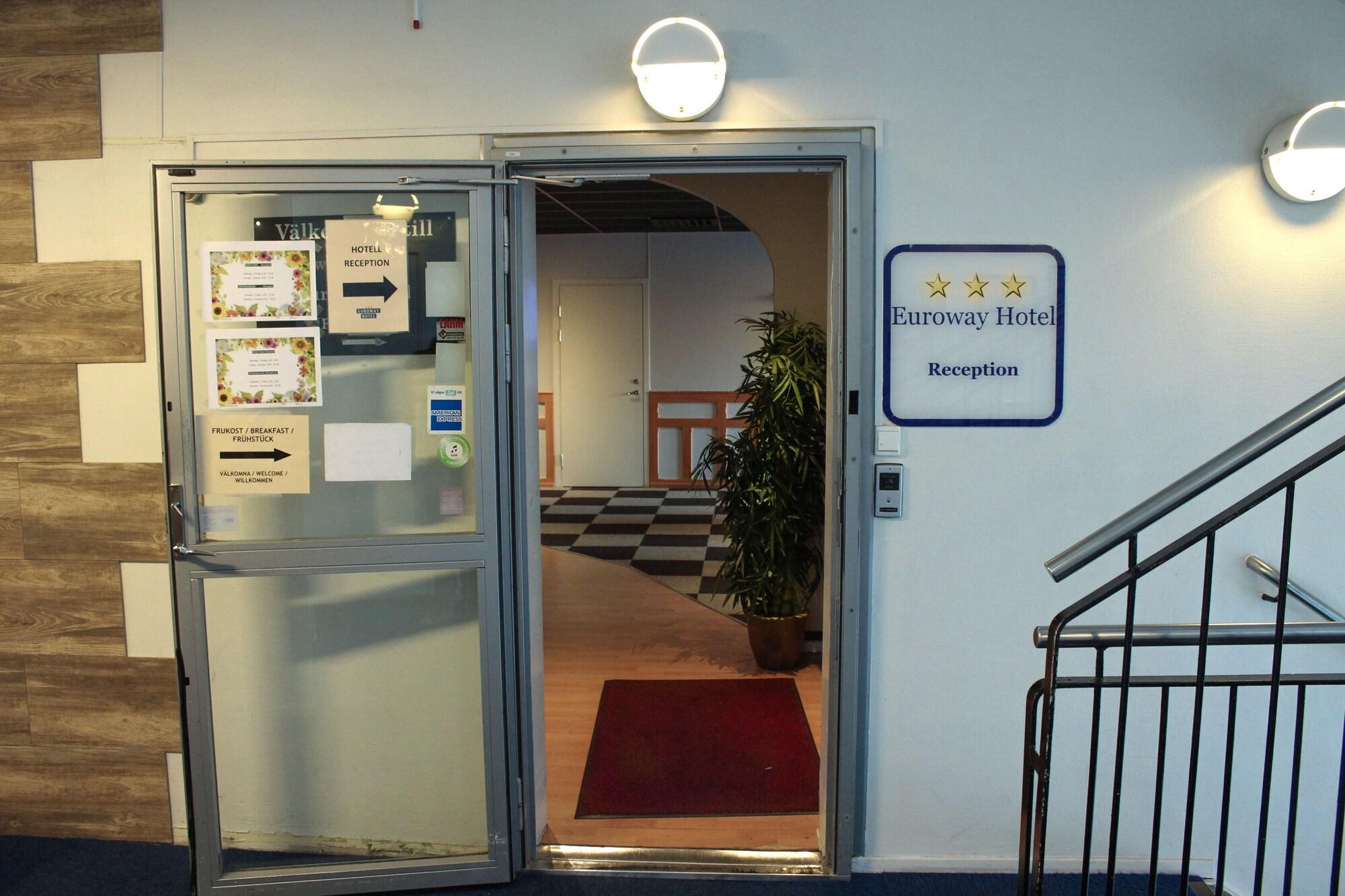 Vista Lobby Euroway Hotel