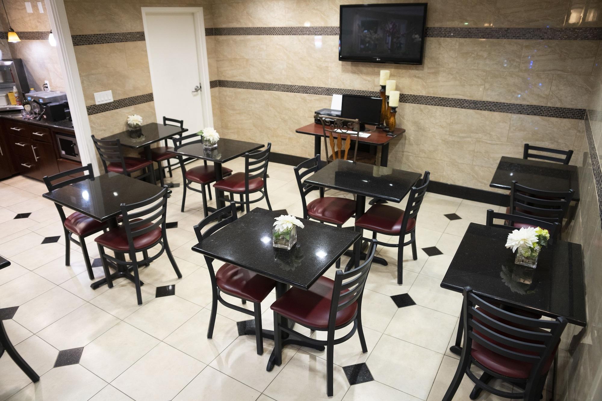 Restaurant Days Inn by Wyndham Concord
