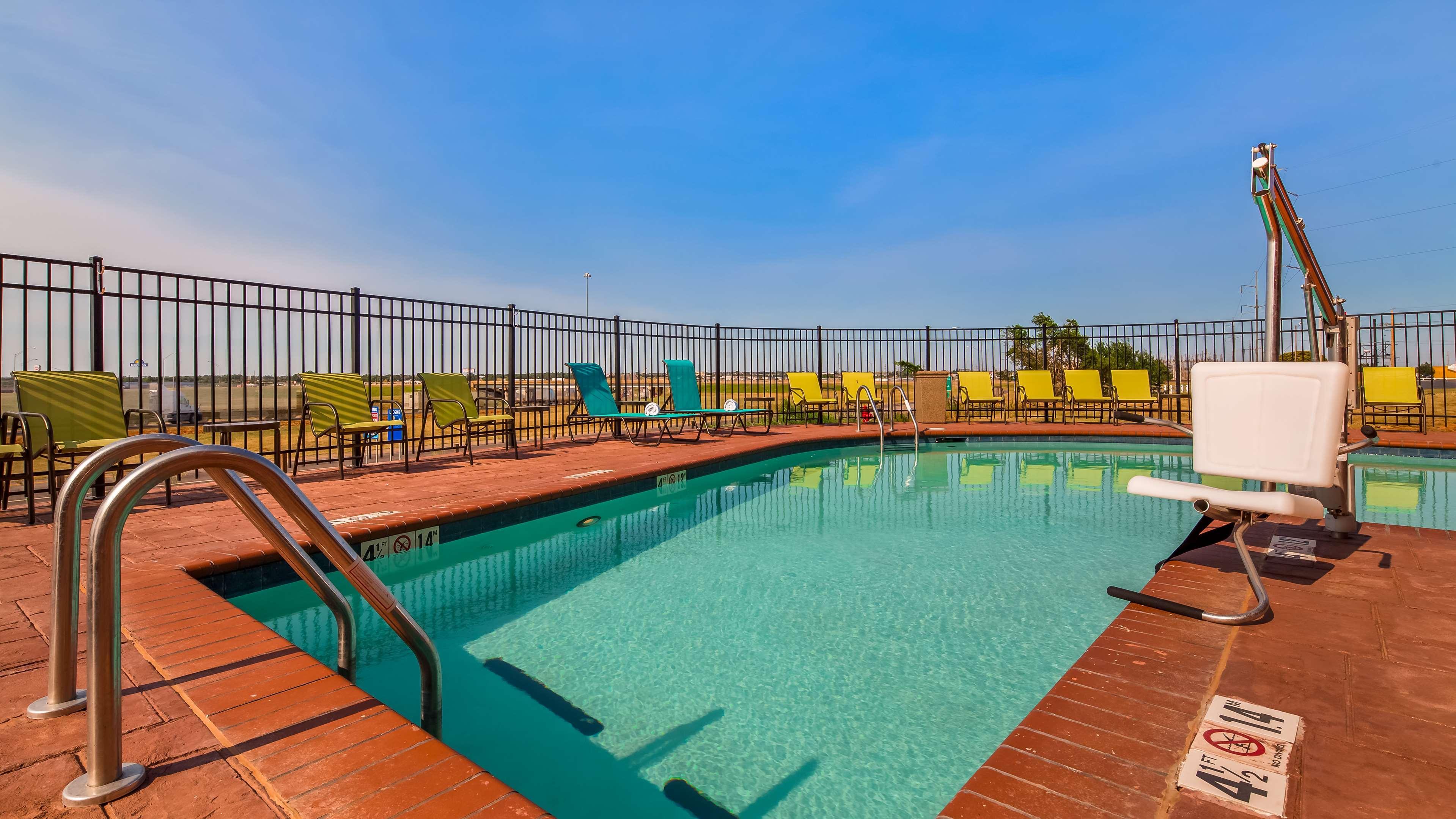 Vista Piscina Best Western Aparthotel Birnbachhoehe