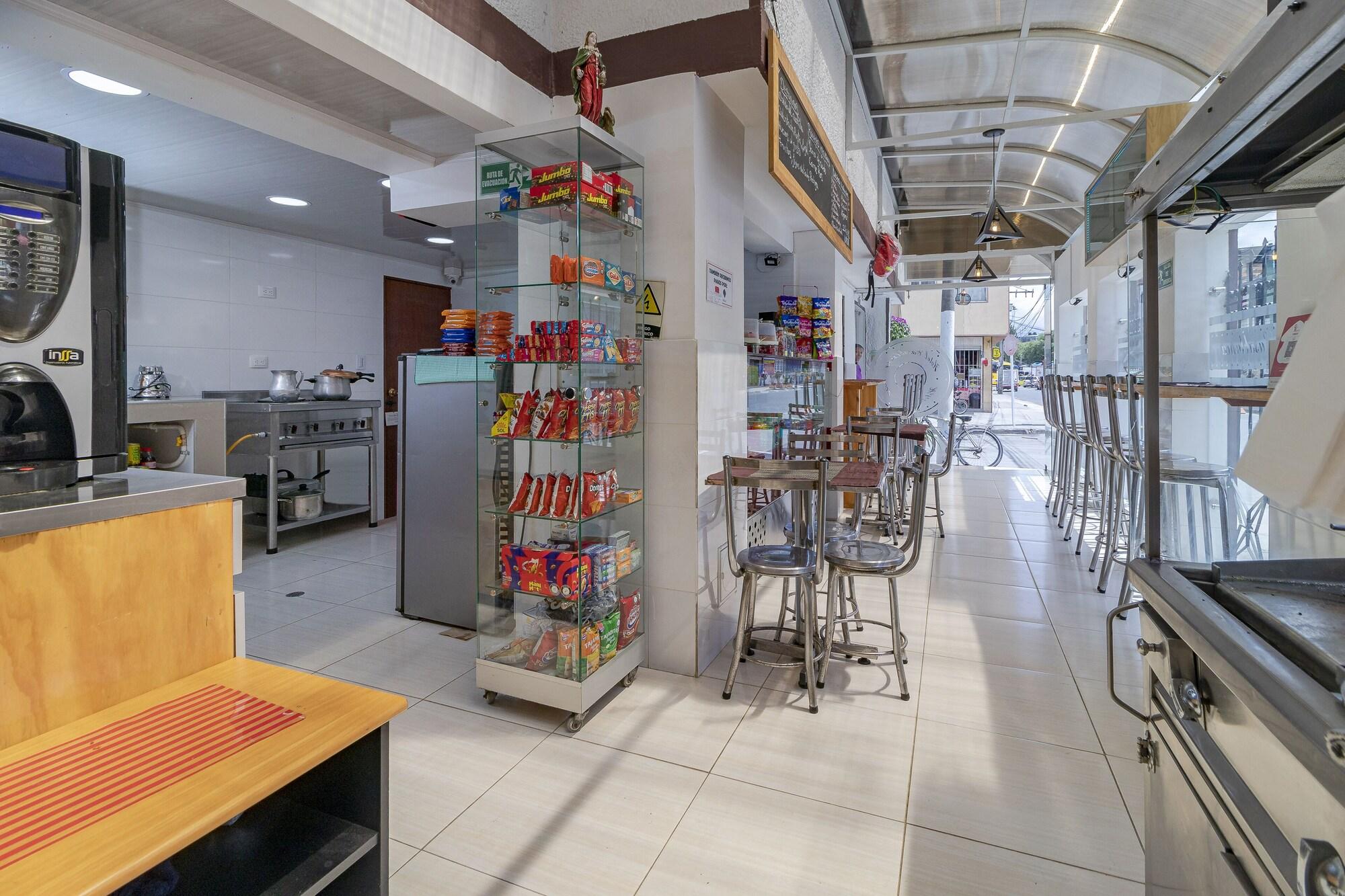 Restaurant Ayenda Casa Blanca