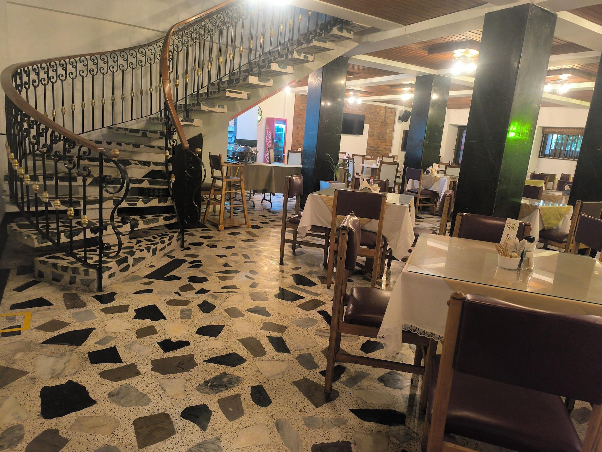 Bar/Salón Gran Hotel Pereira