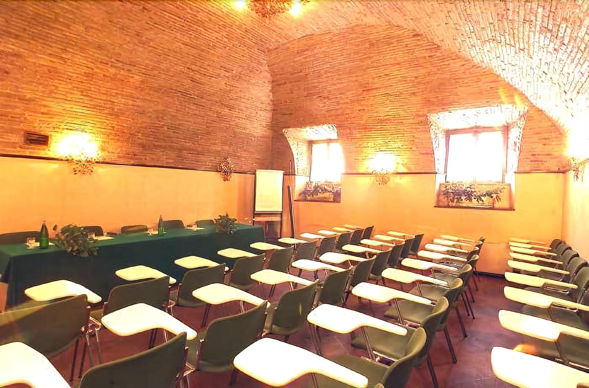 Centro de Negocios Miramonti