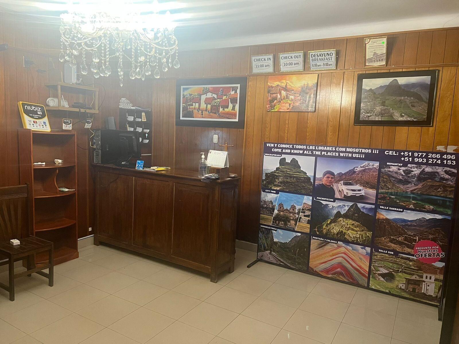 Vista Lobby Huayna House Go