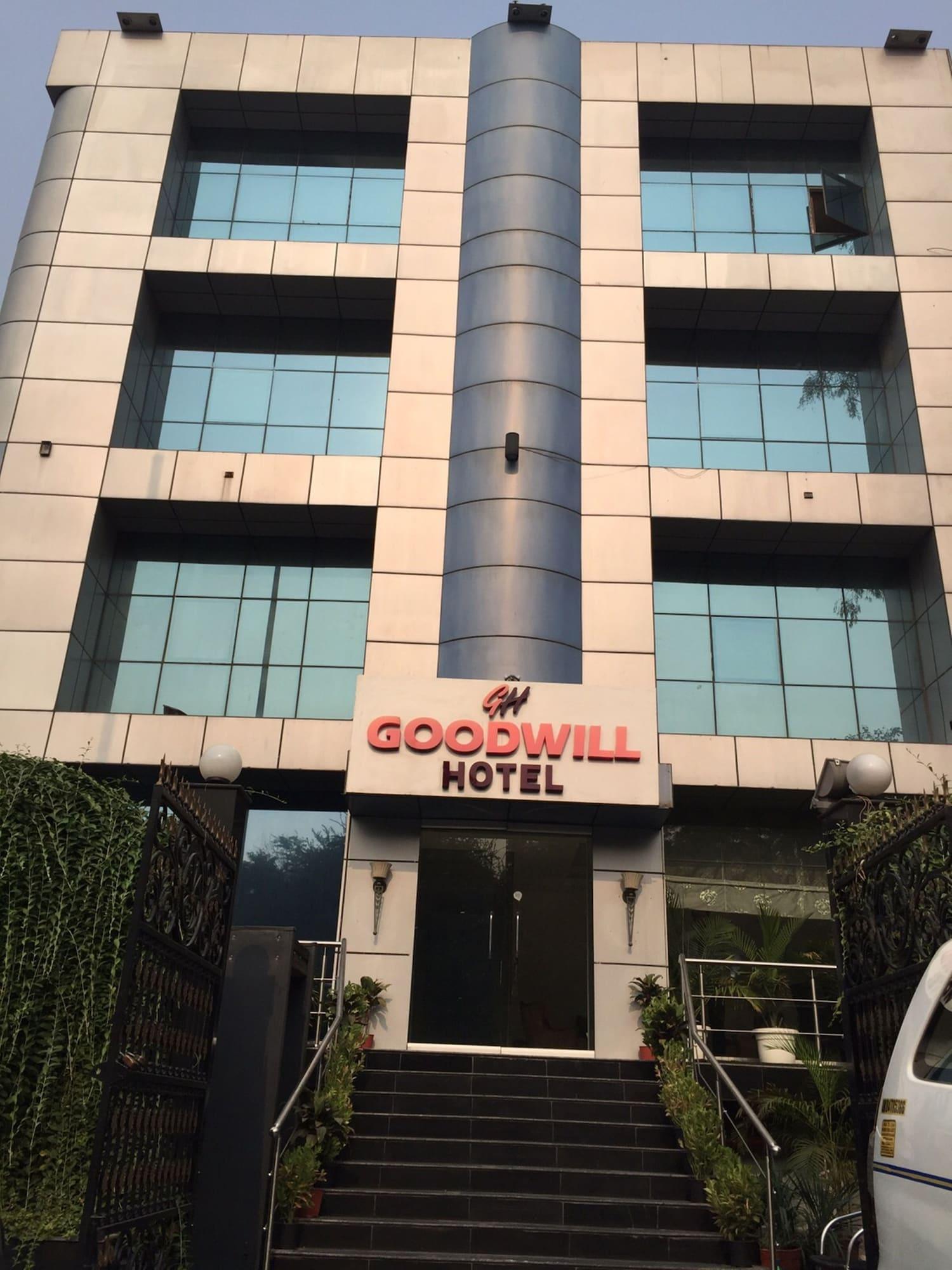 Vista Exterior Goodwill Hotel Delhi