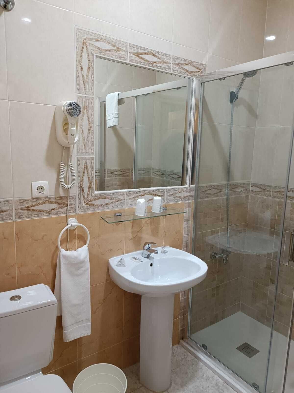 Equipamiento de Habitación Pensión Los Montes