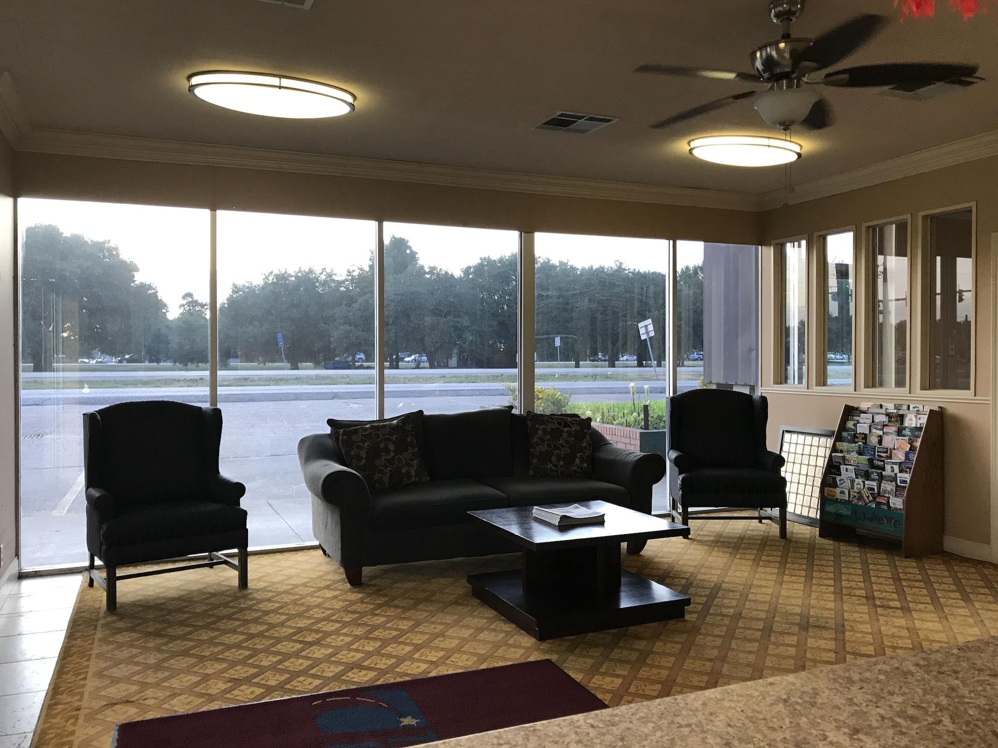 Vista do lobby Express Inn
