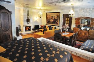 Alojamiento - Leventis Art Suites