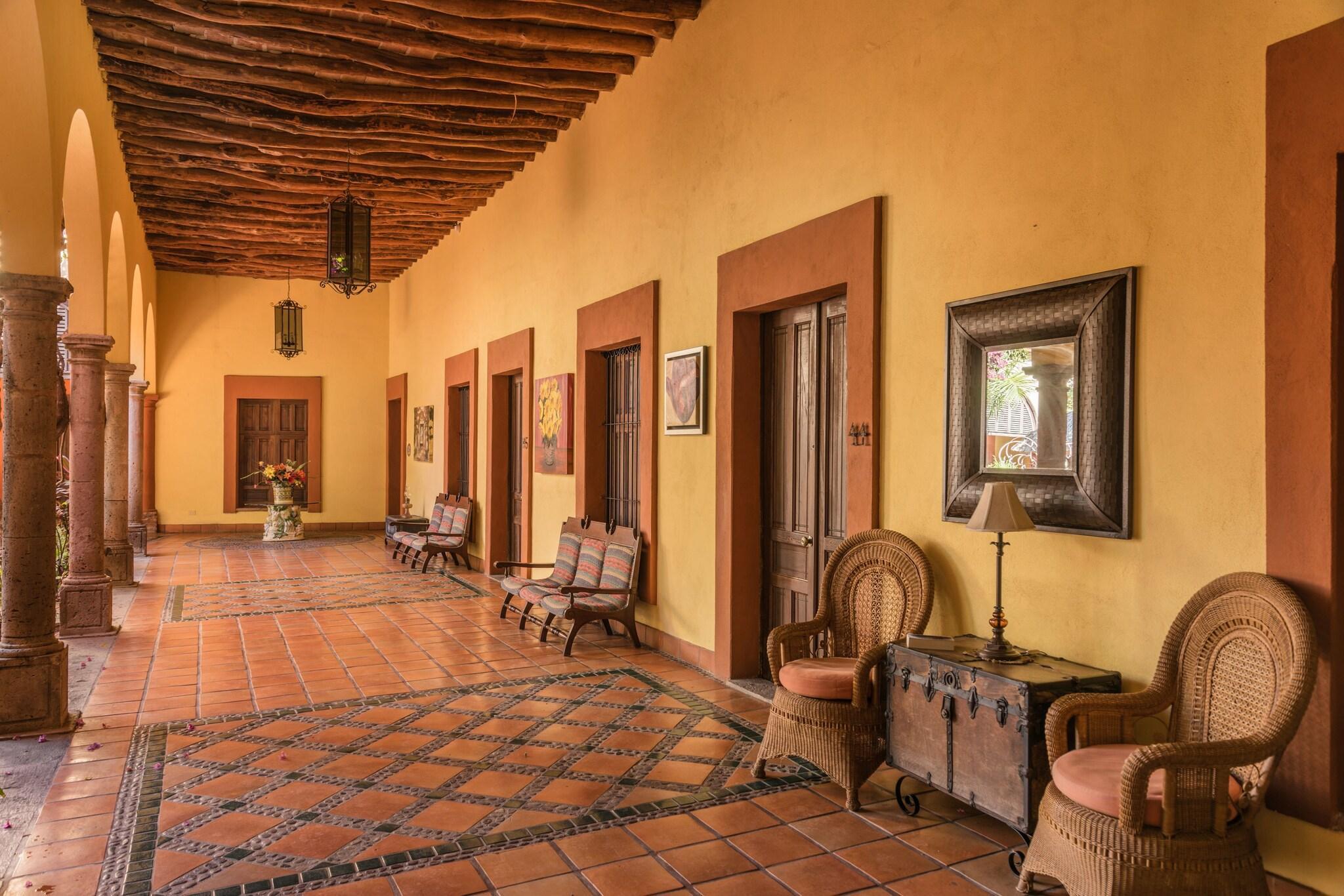 Vista Lobby Hotel Posada del Hidalgo by Balderrama Hotel Collection