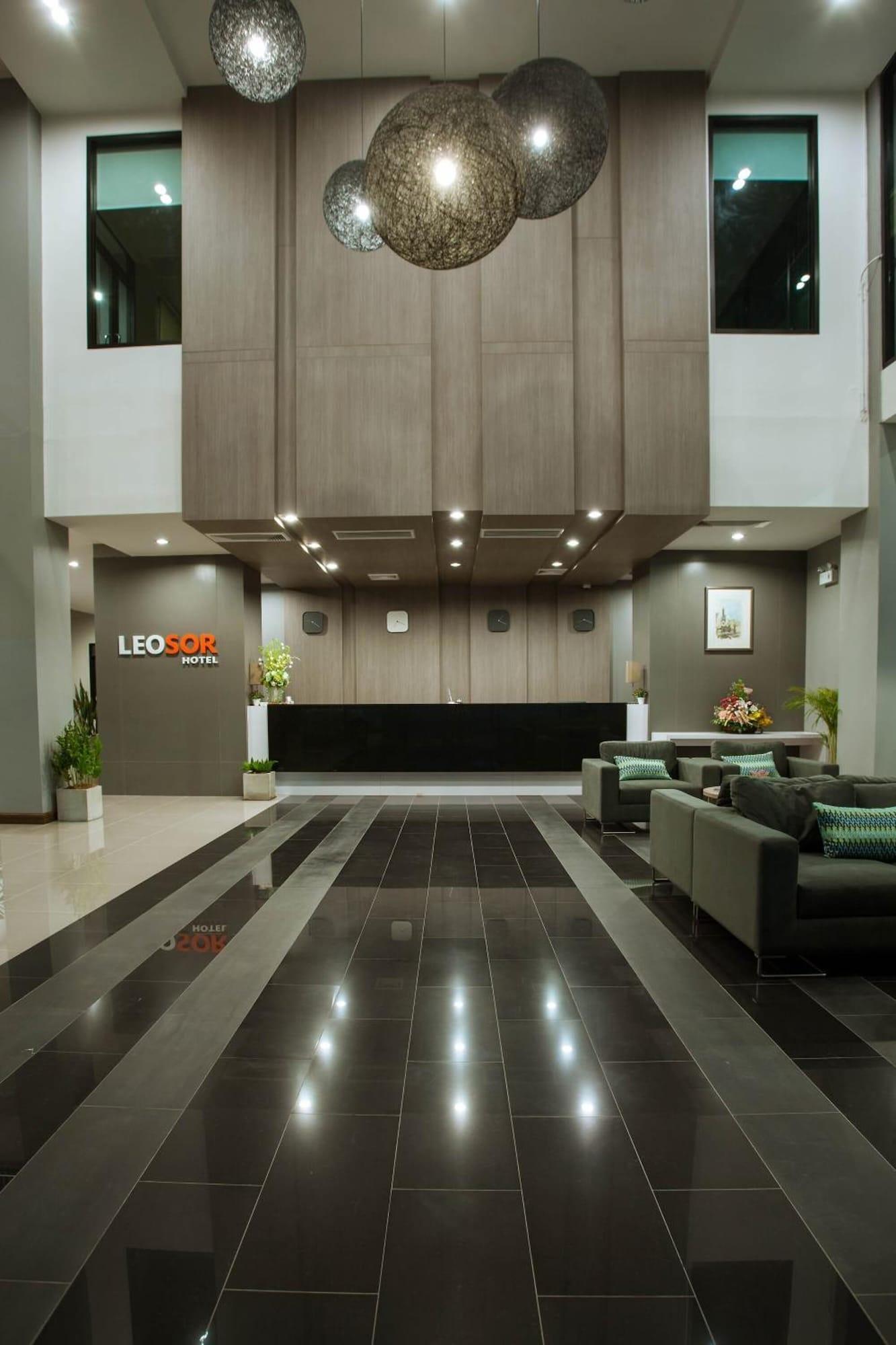 Vista Lobby Leosor Hotel