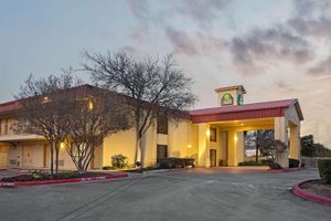 Alojamiento - La Quinta Inn by Wyndham San Marcos
