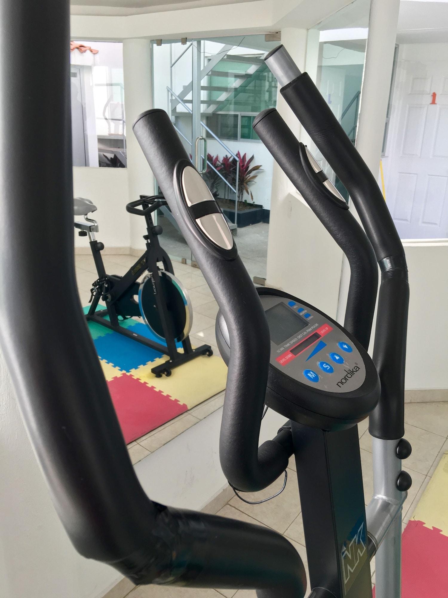 Gimnasio Metropoli Suites Ejecutivas