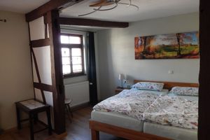 Alquiler Vacacional - Tasteful half-timbered apartment in the heart of Michelstadt's old town!