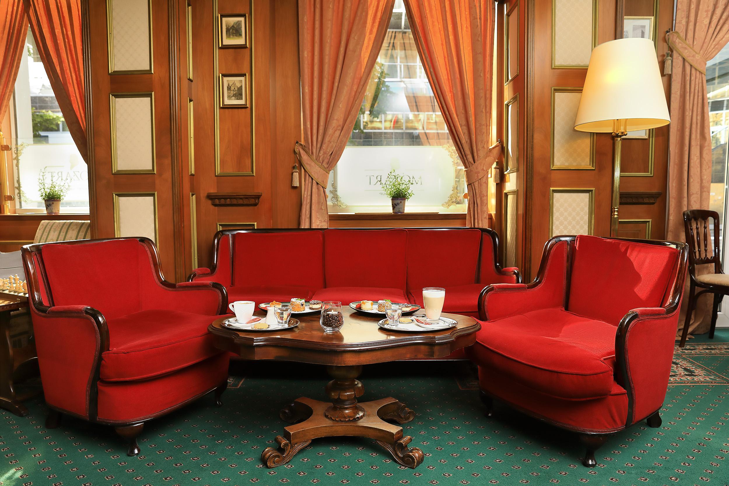 Bar/Salón Hotel Bellevue