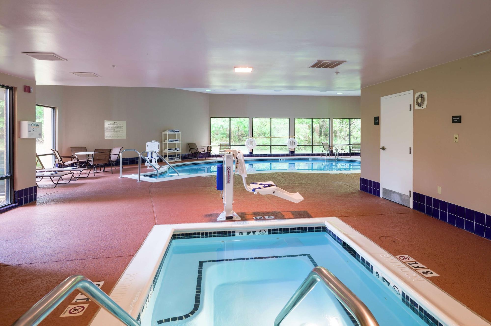 Vista Piscina Hampton Inn Selinsgrove/Shamokin Dam