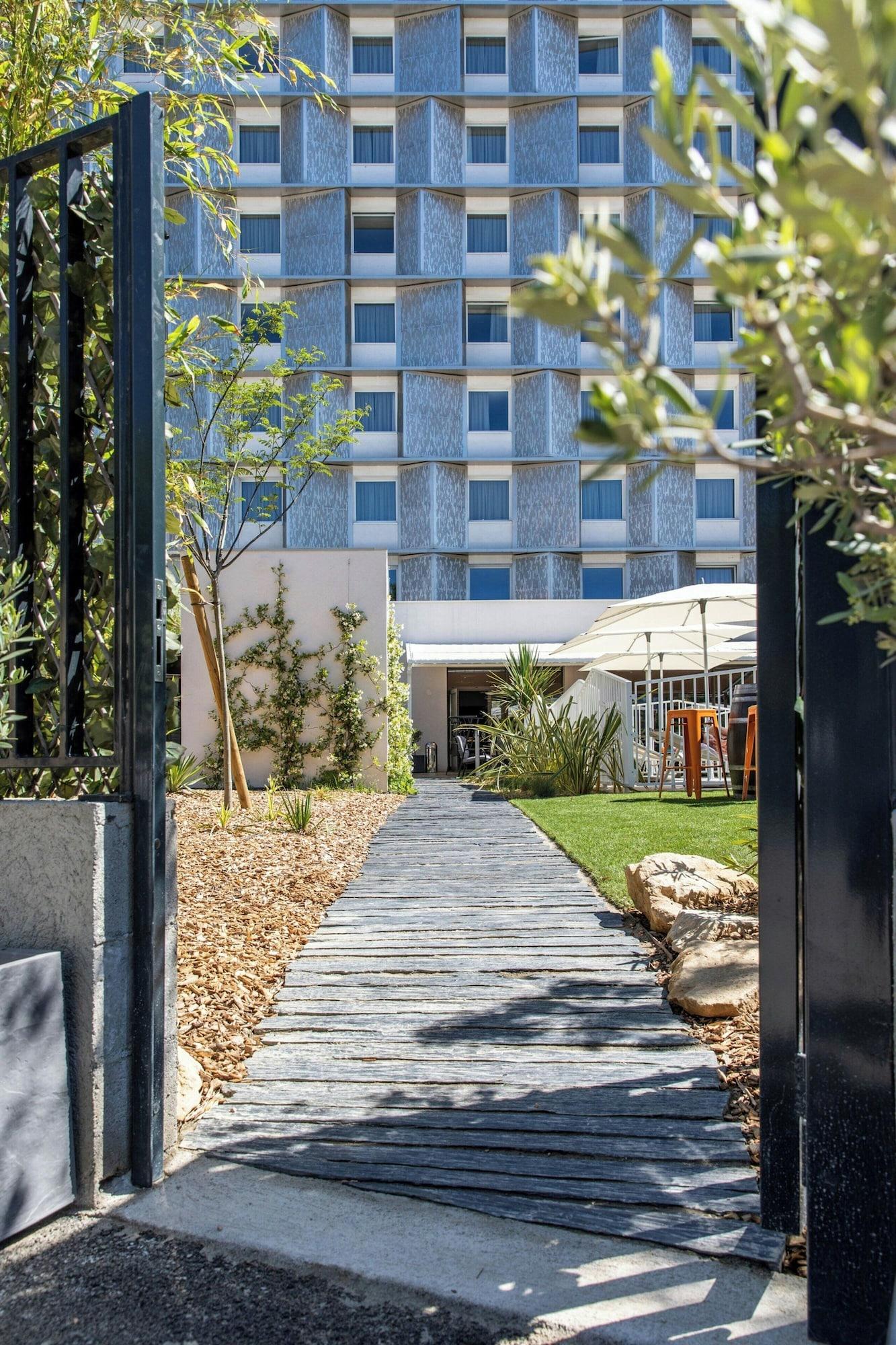 Vista Exterior AC Hotel by Marriott Marseille Prado Velodrome