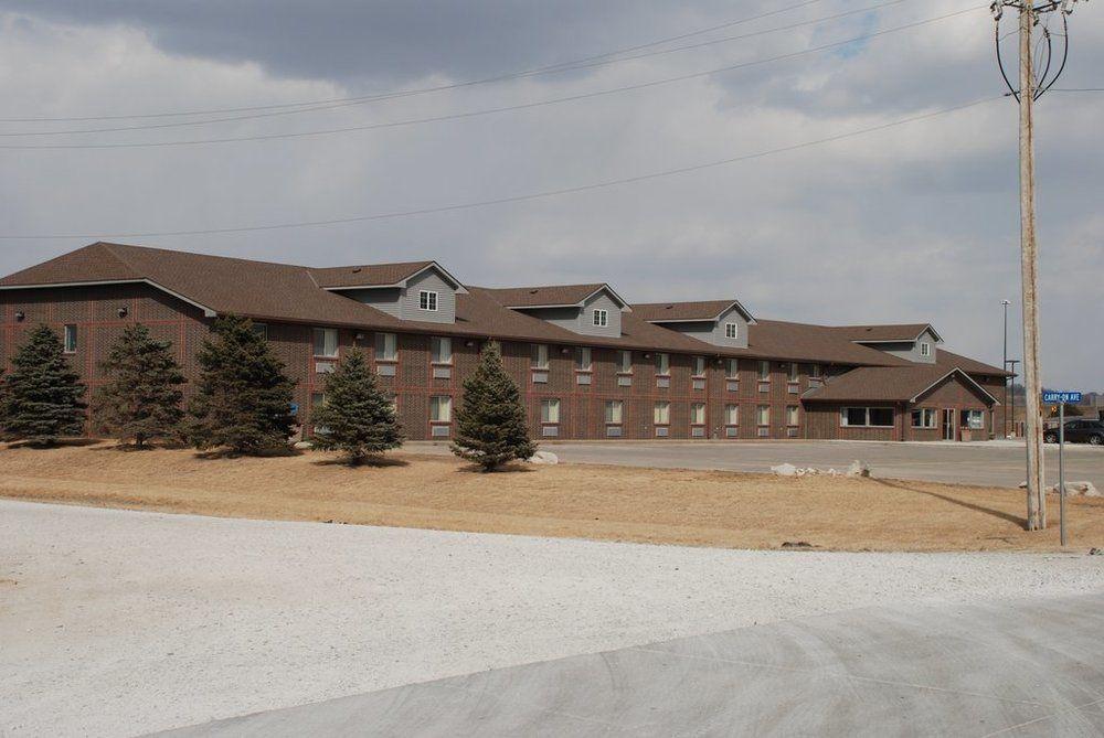 Varios Super 8 by Wyndham Missouri Valley