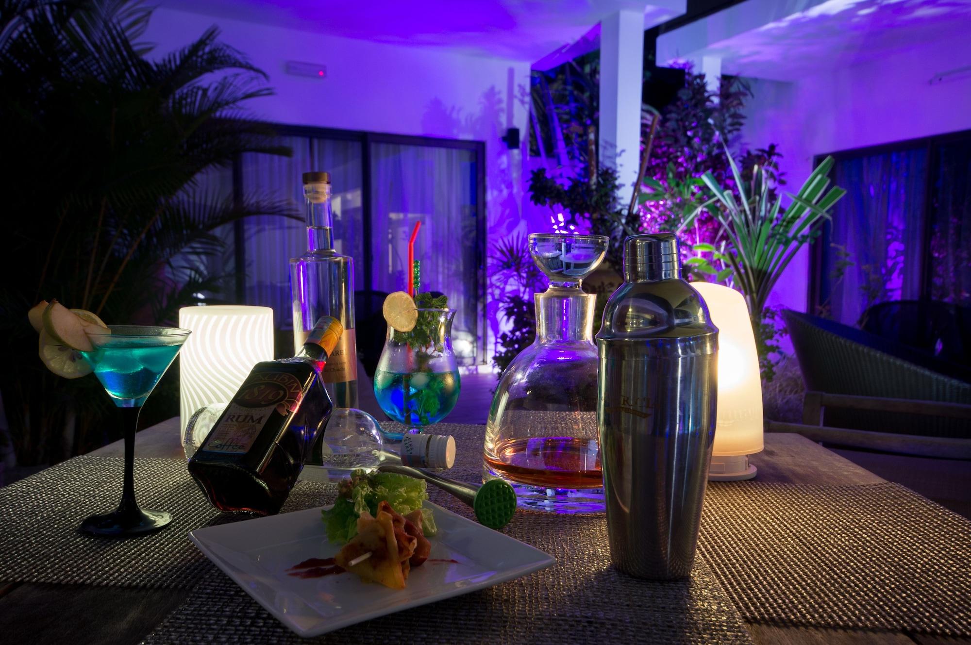 Bar/Salón Villa Alizée