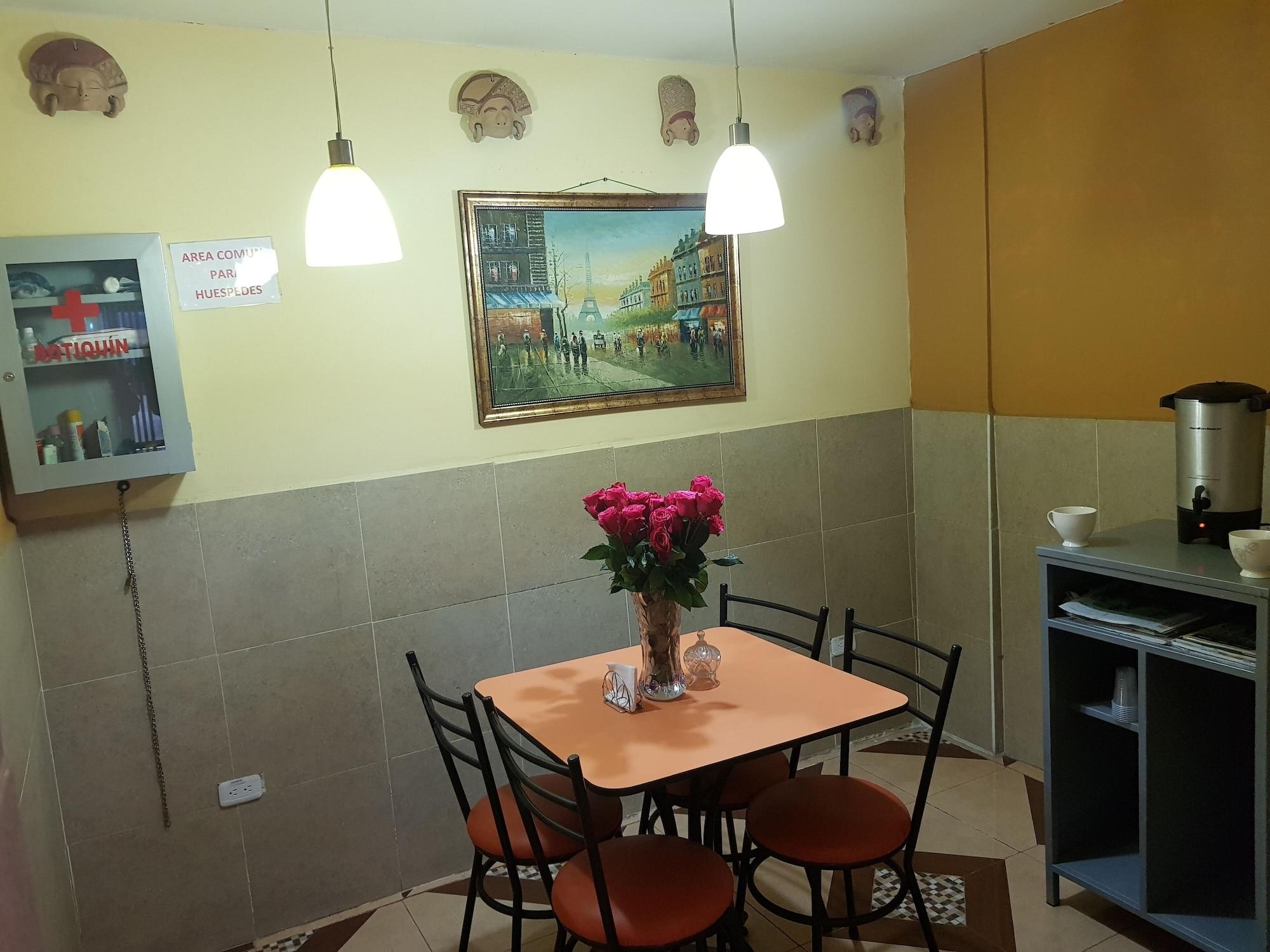 Set de Habitación Hostal Terranova Quitumbe