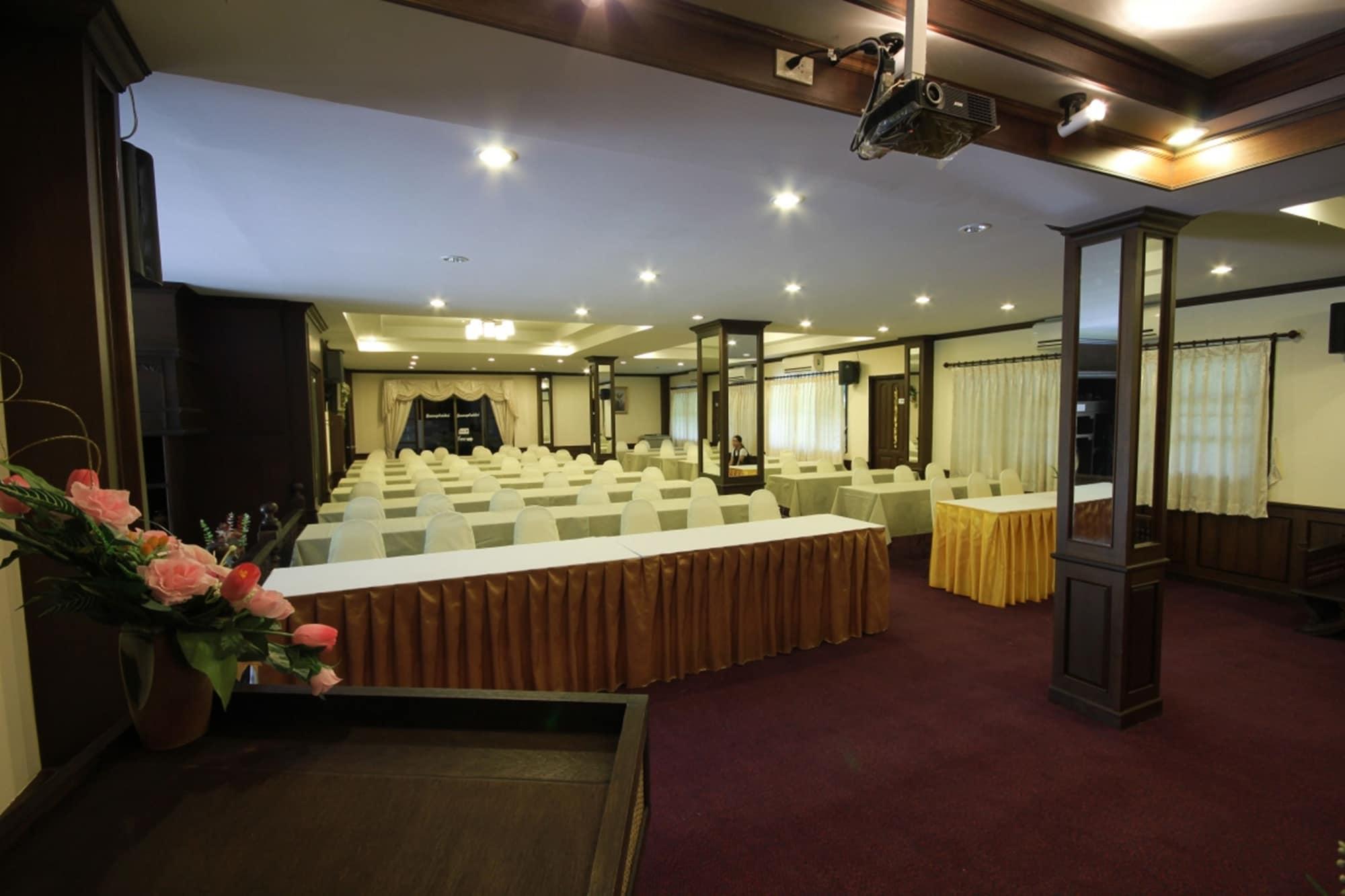 Sala de Reuniones Baanplaidoi Resort
