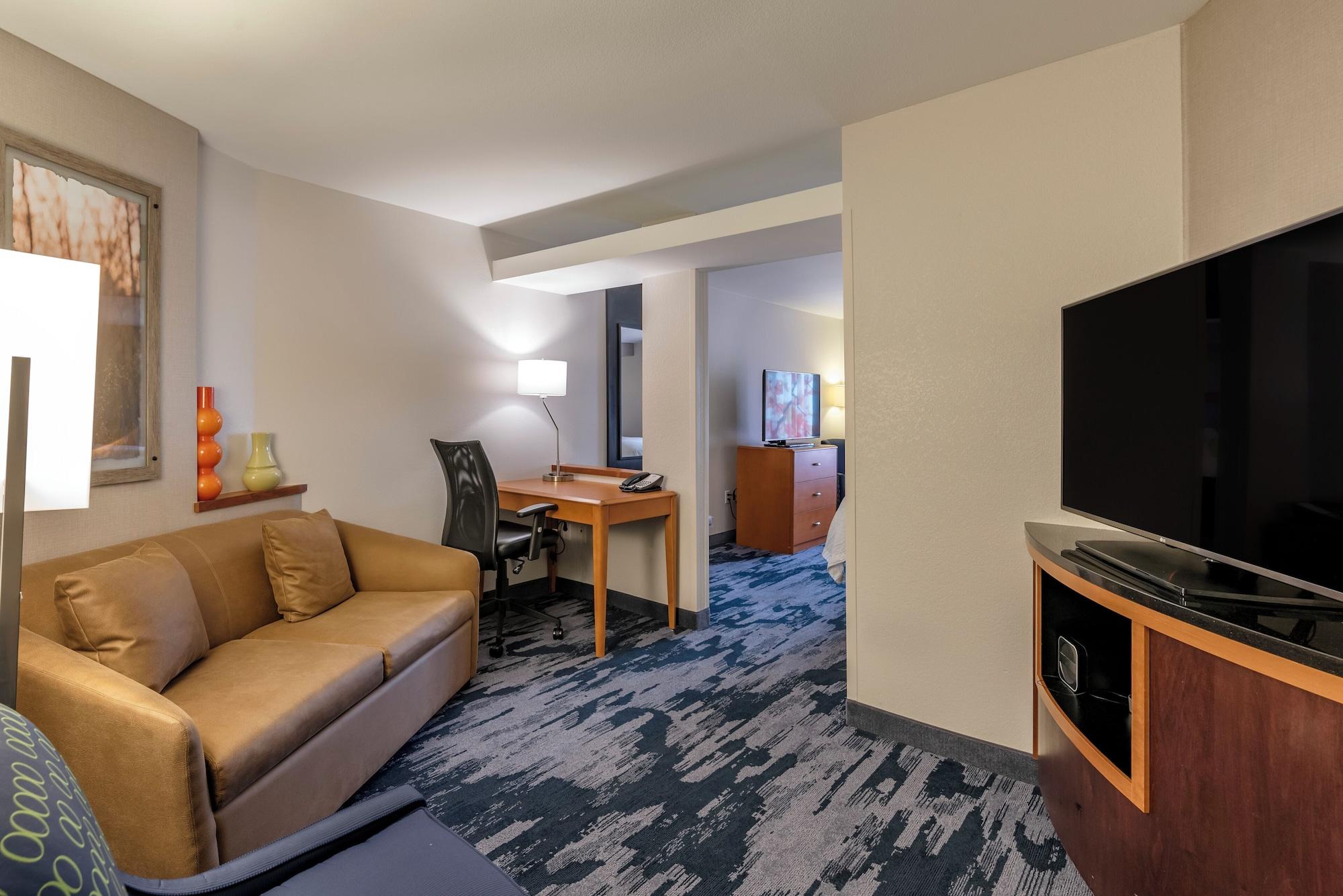 Set de Habitación Fairfield Inn & Suites by Marriott Decatur at Decatur Conference Center