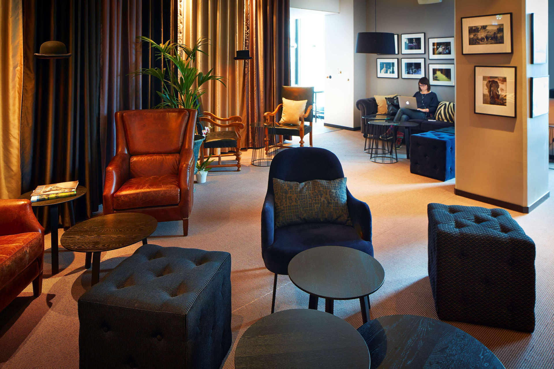 Vista Lobby Best Western Plus Hotel Plaza