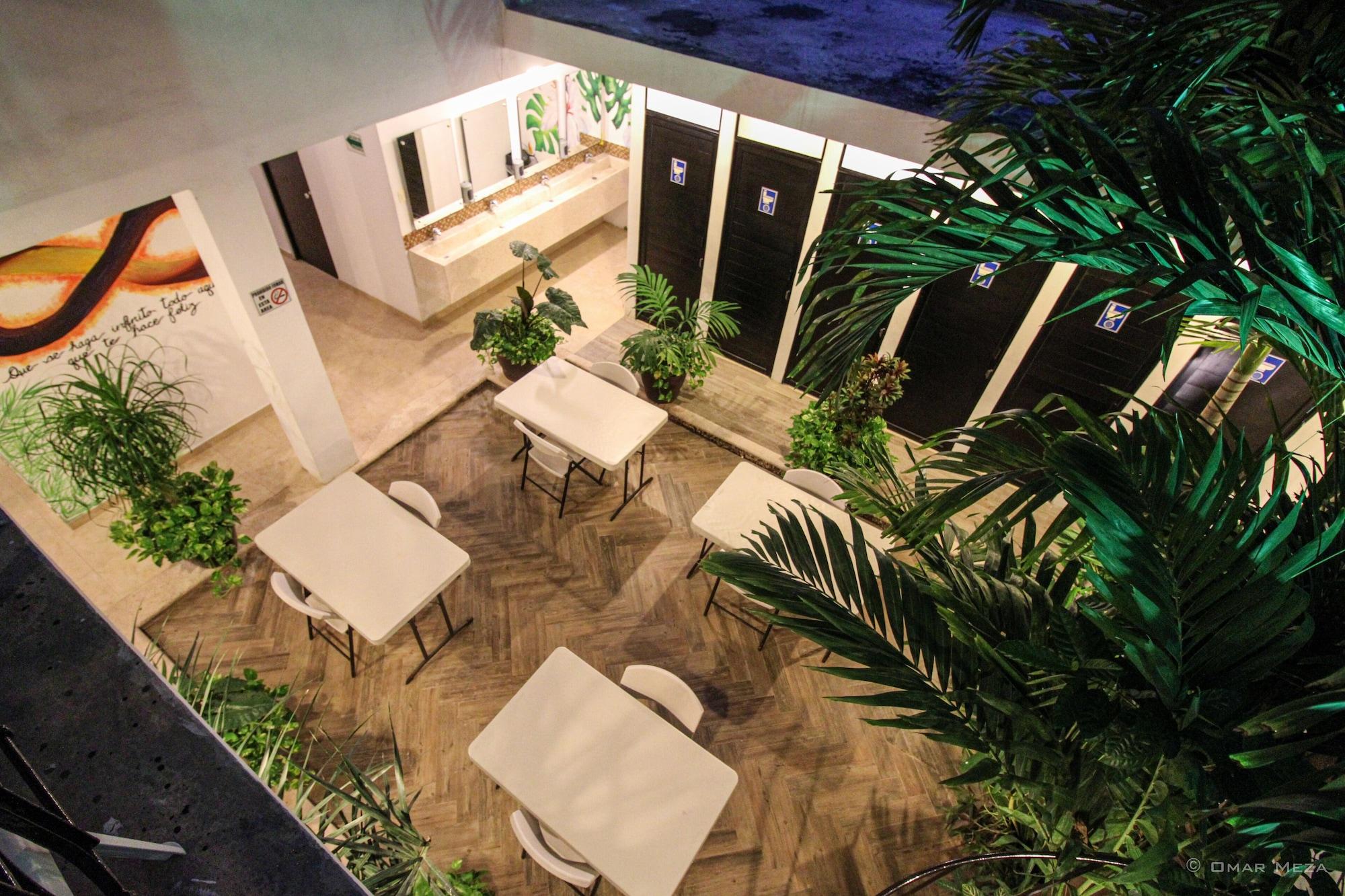 Vista Exterior Hostal Gayser - Hostel