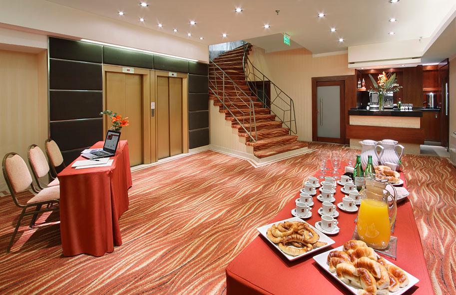 Bar/Salón Stay Hotel Plaza San Martin
