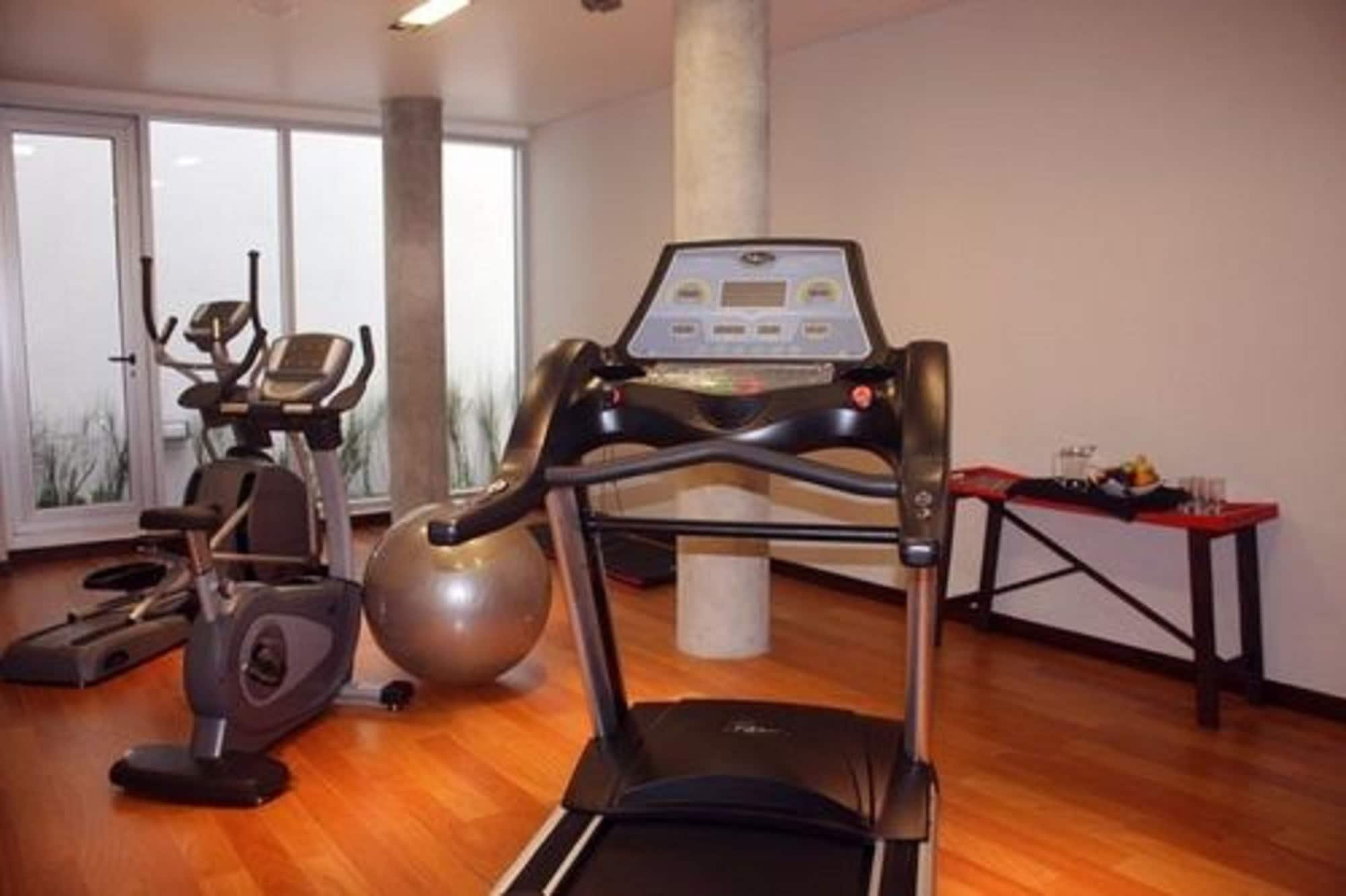 Gimnasio Axsur Design Hotel