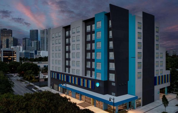 Tru by Hilton Miami West Brickell