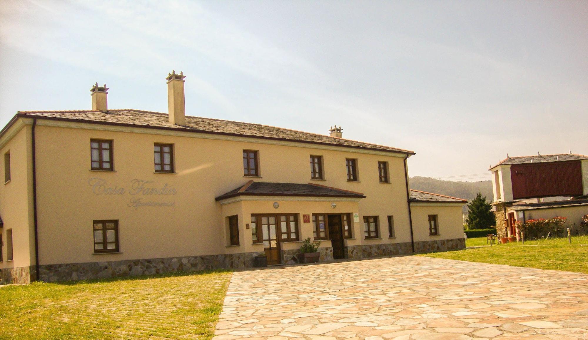 Vista Exterior Apartamentos Casa Fandin