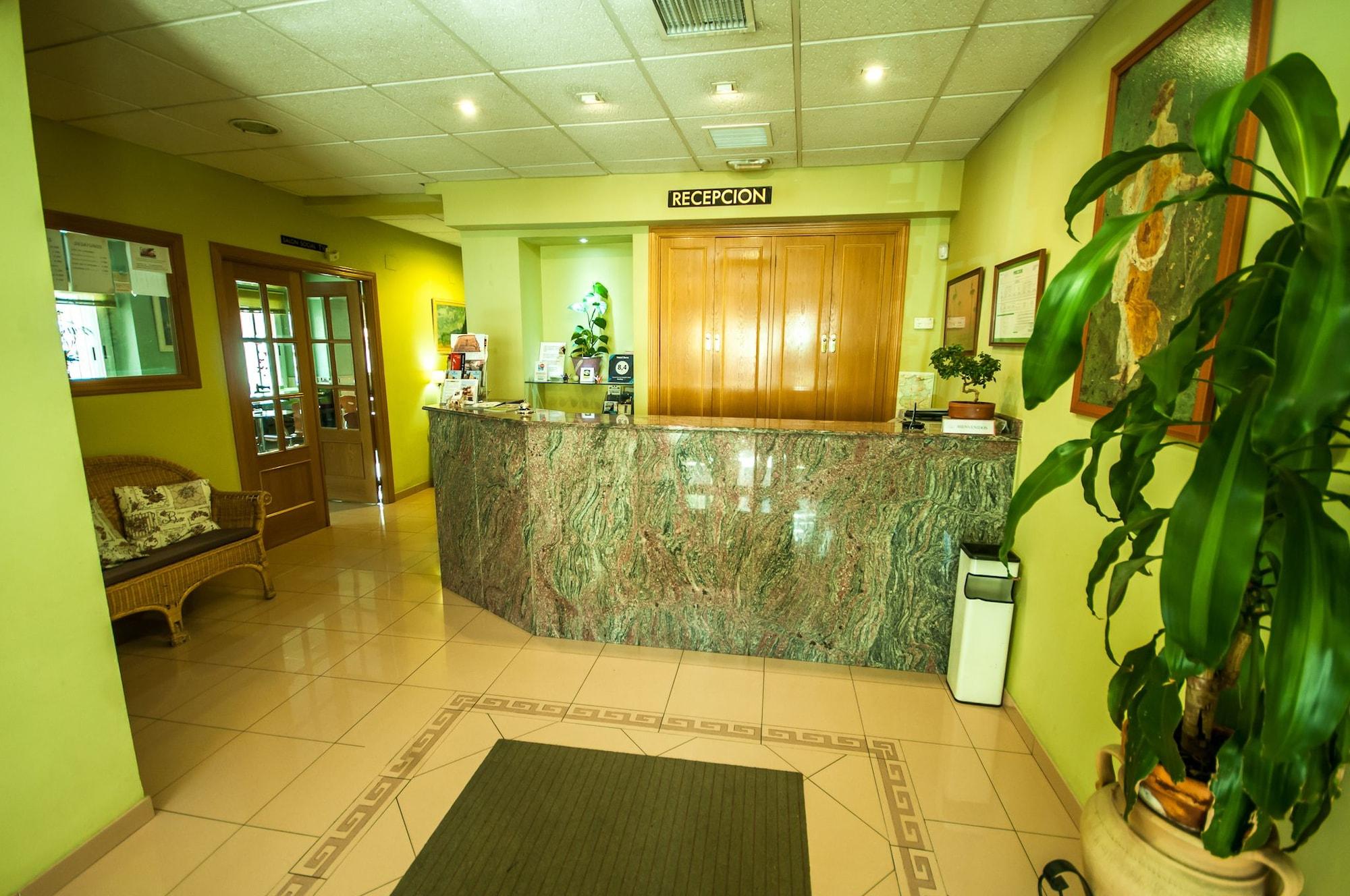 Vista Lobby Hotel Dora