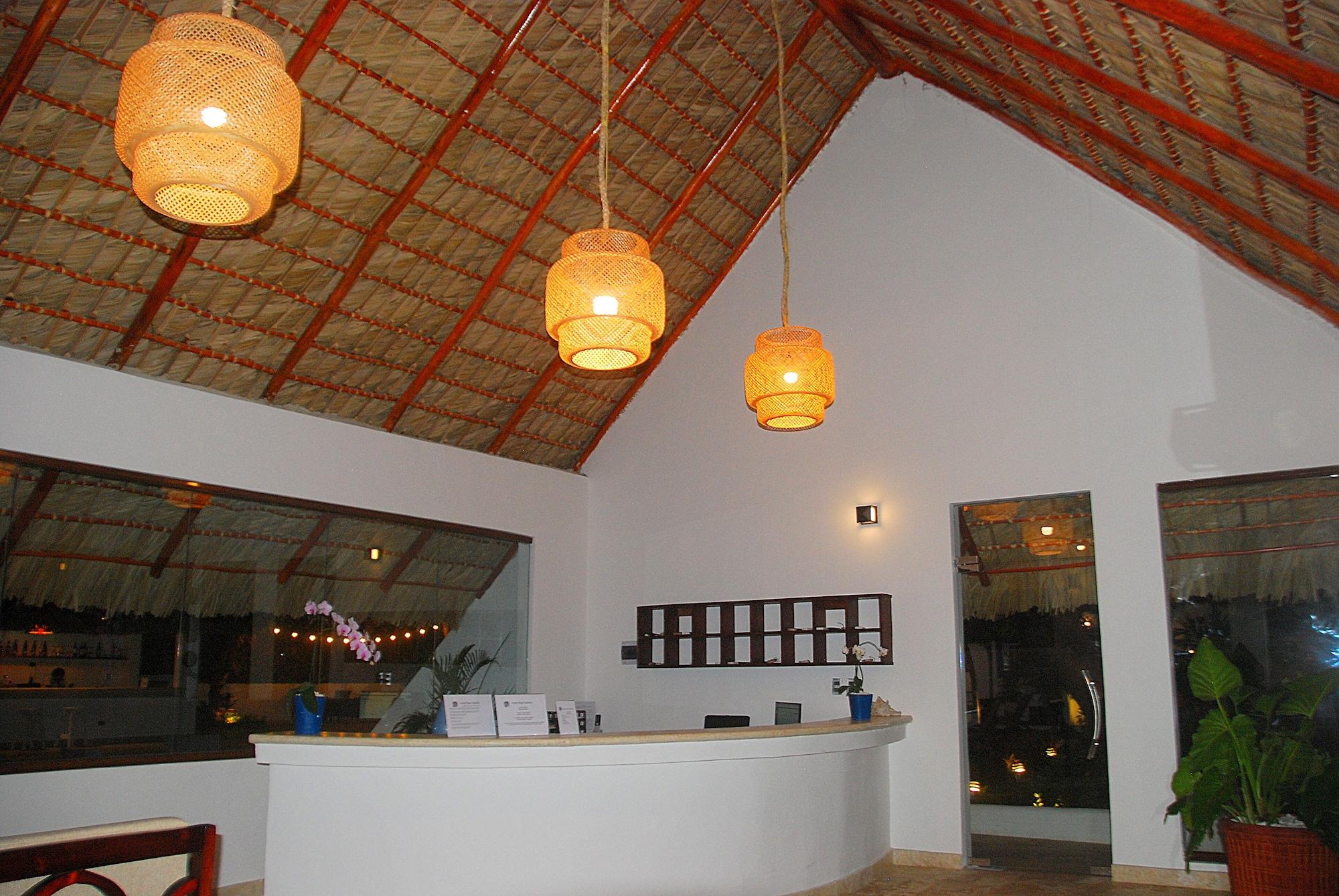 Vista Lobby Hotel Playa Catalina