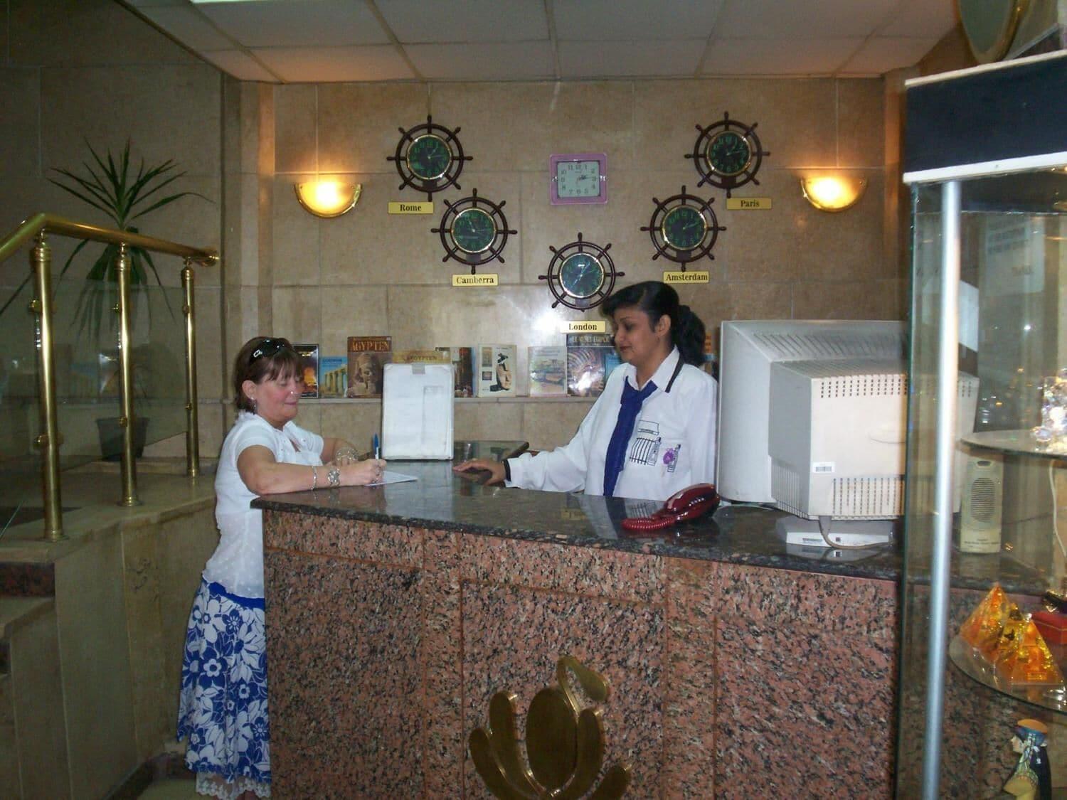 Vista Lobby Orchida St. George Hotel