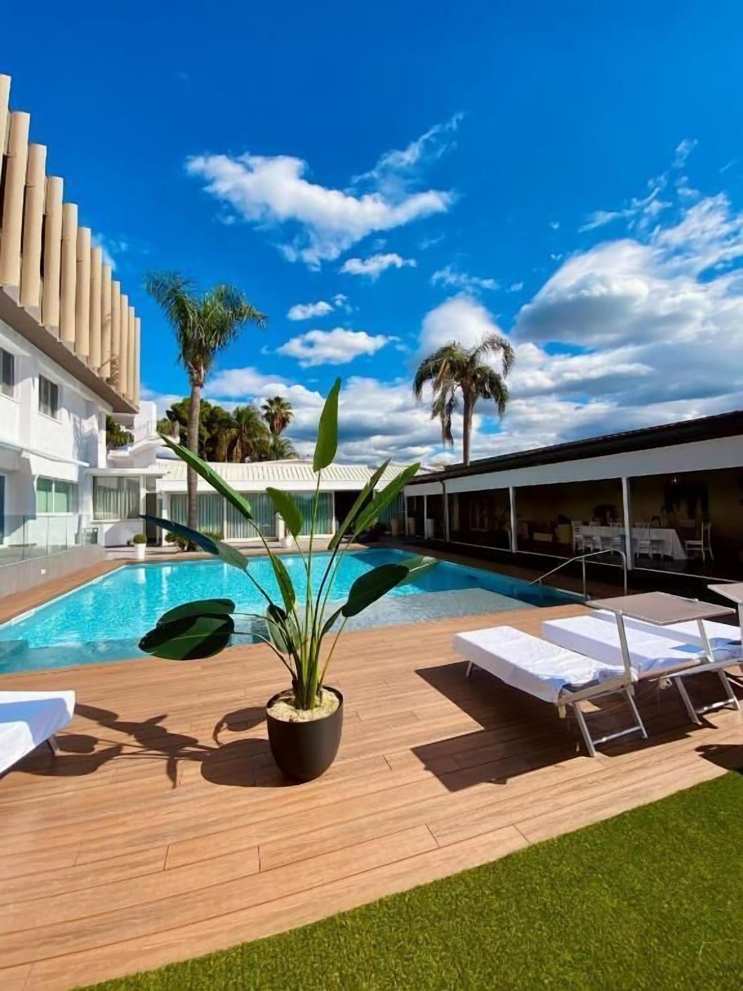 Vista Piscina Hotel I Gigli