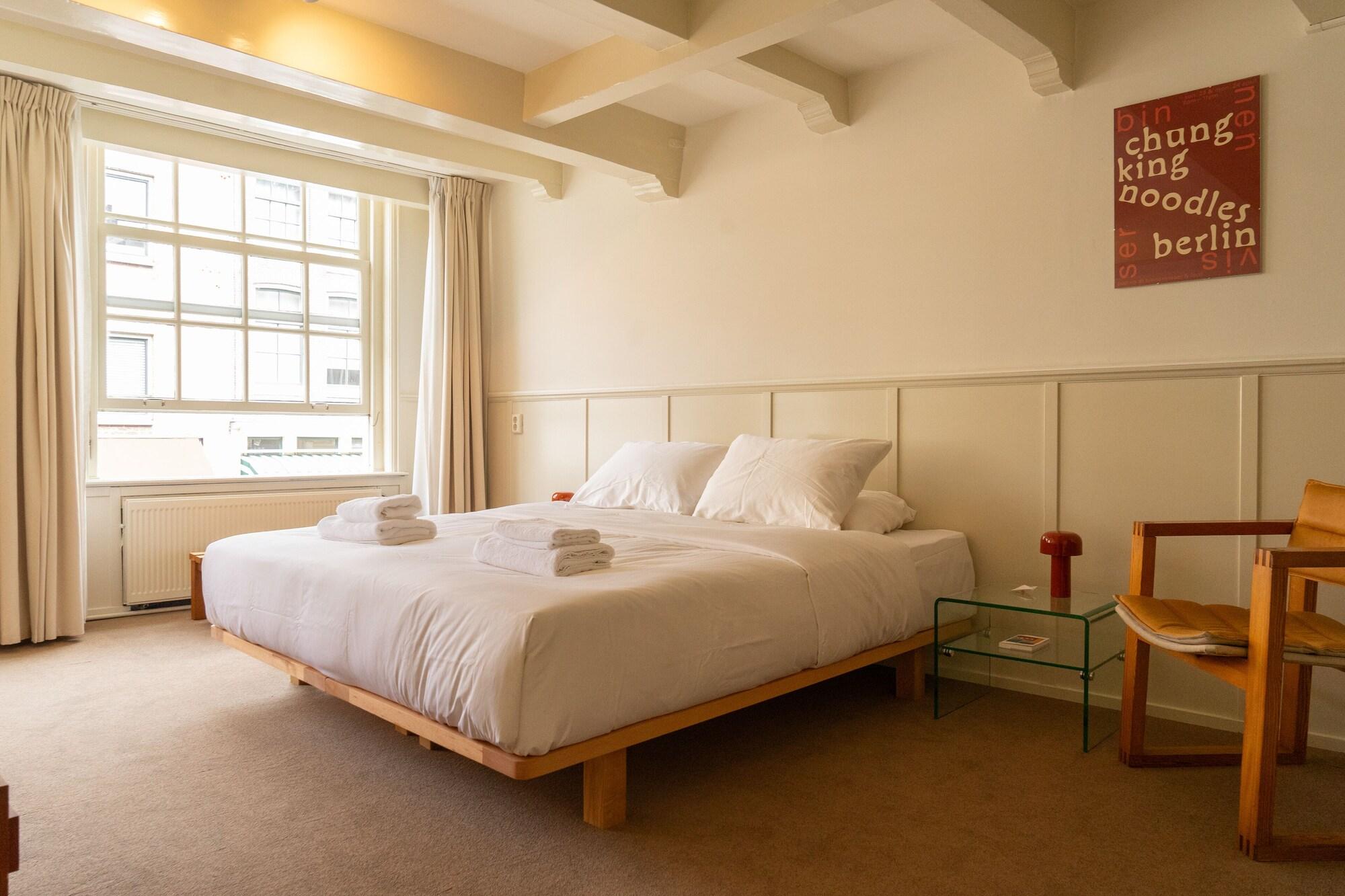 Varios Hotel Calisto