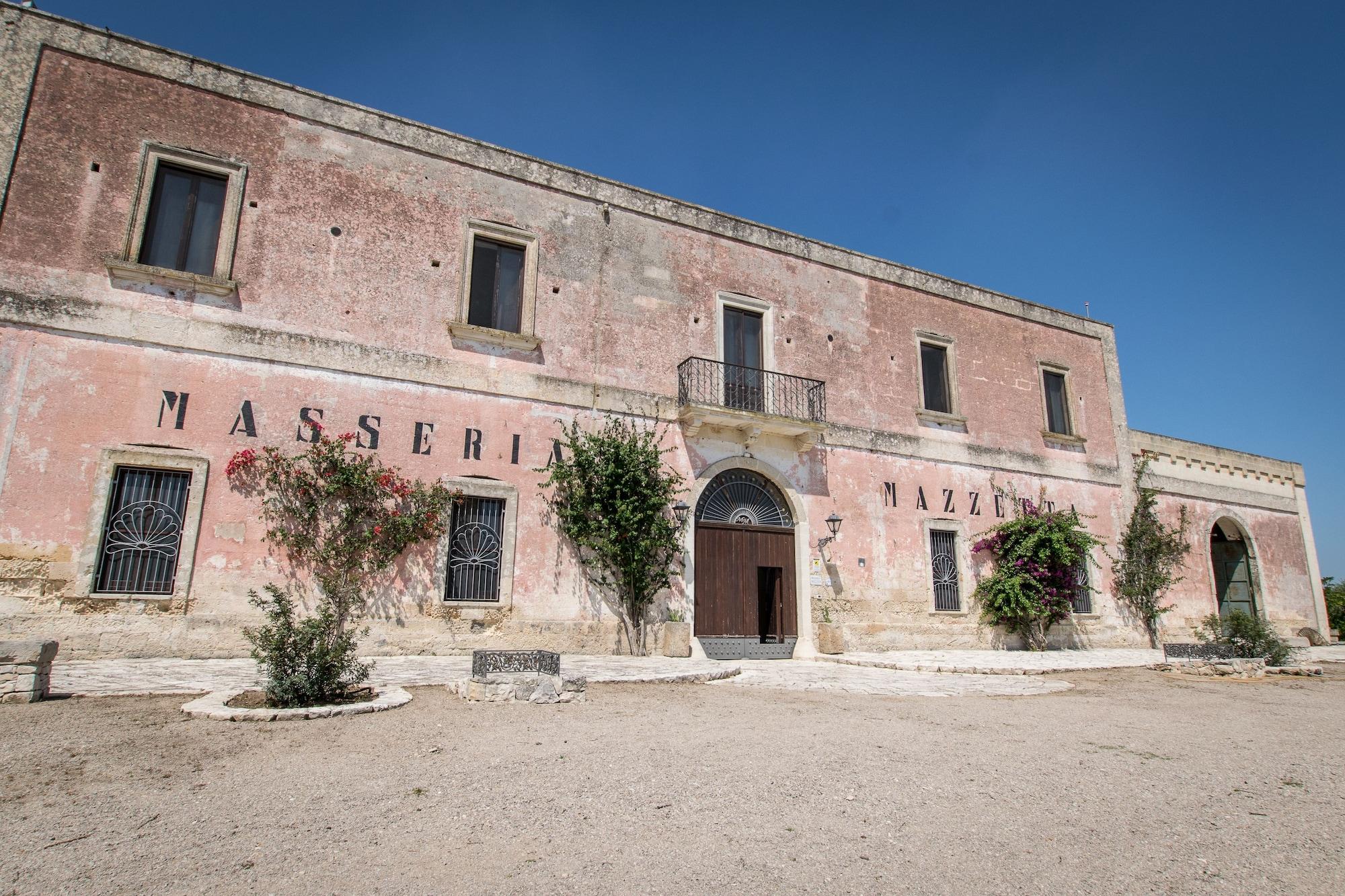 Varios Masseria Mazzetta Salento