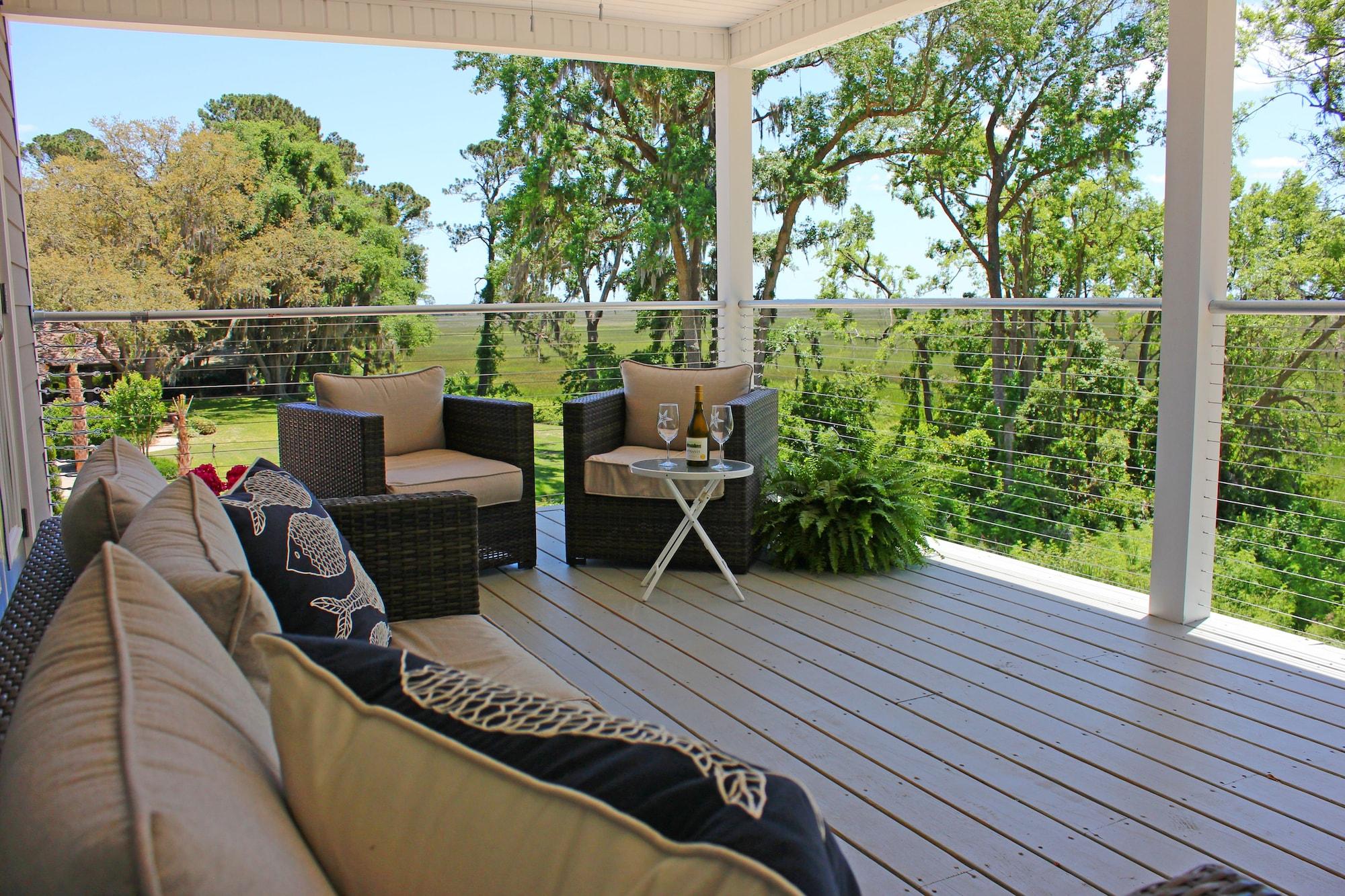 Comodidades del Alojamiento Darien Waterfront Inn