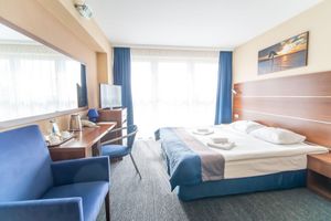 Alojamiento - B&B HOTEL Tychy