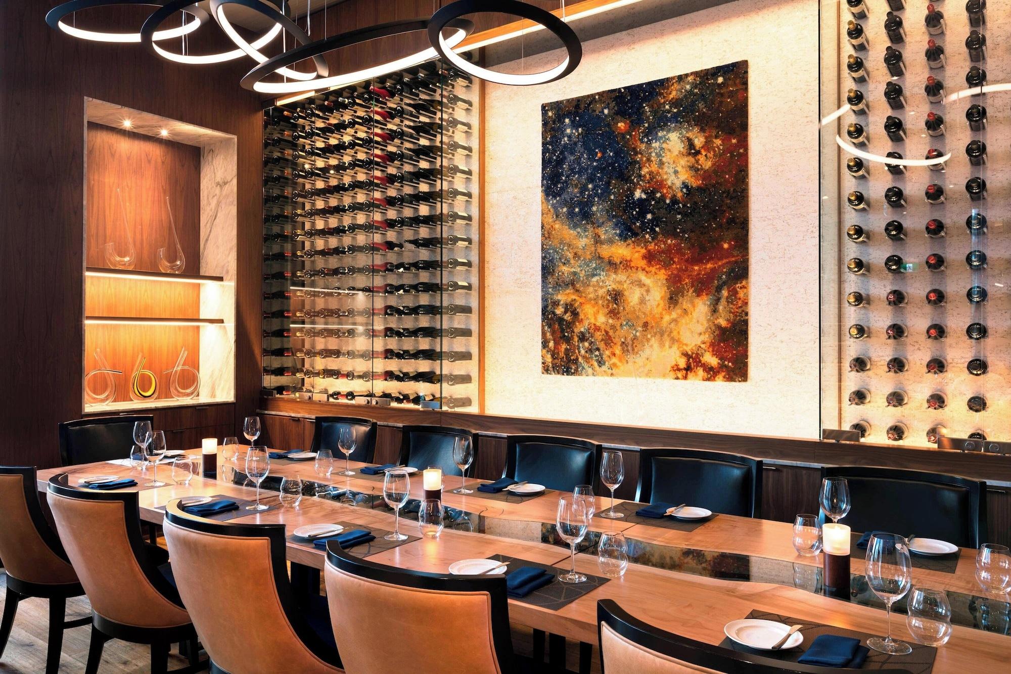 Restaurant Delta Hotels by Marriott Burnaby Conference Centre