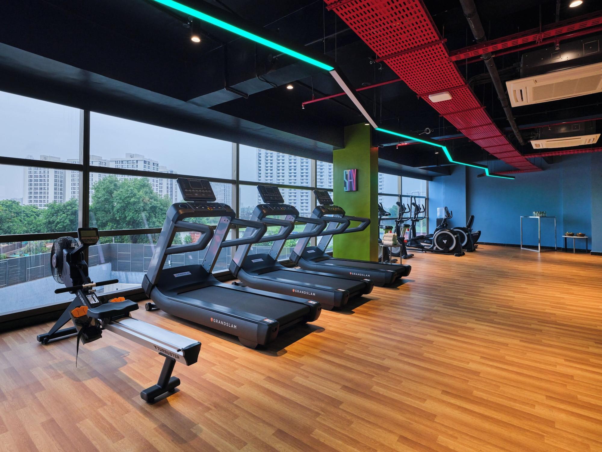 Gimnasio Regenta - The World Surat