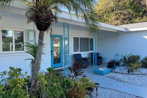 Alquiler Vacacional - Newly Remodeled Beach Home, only1 mile to Nokomis Beach!