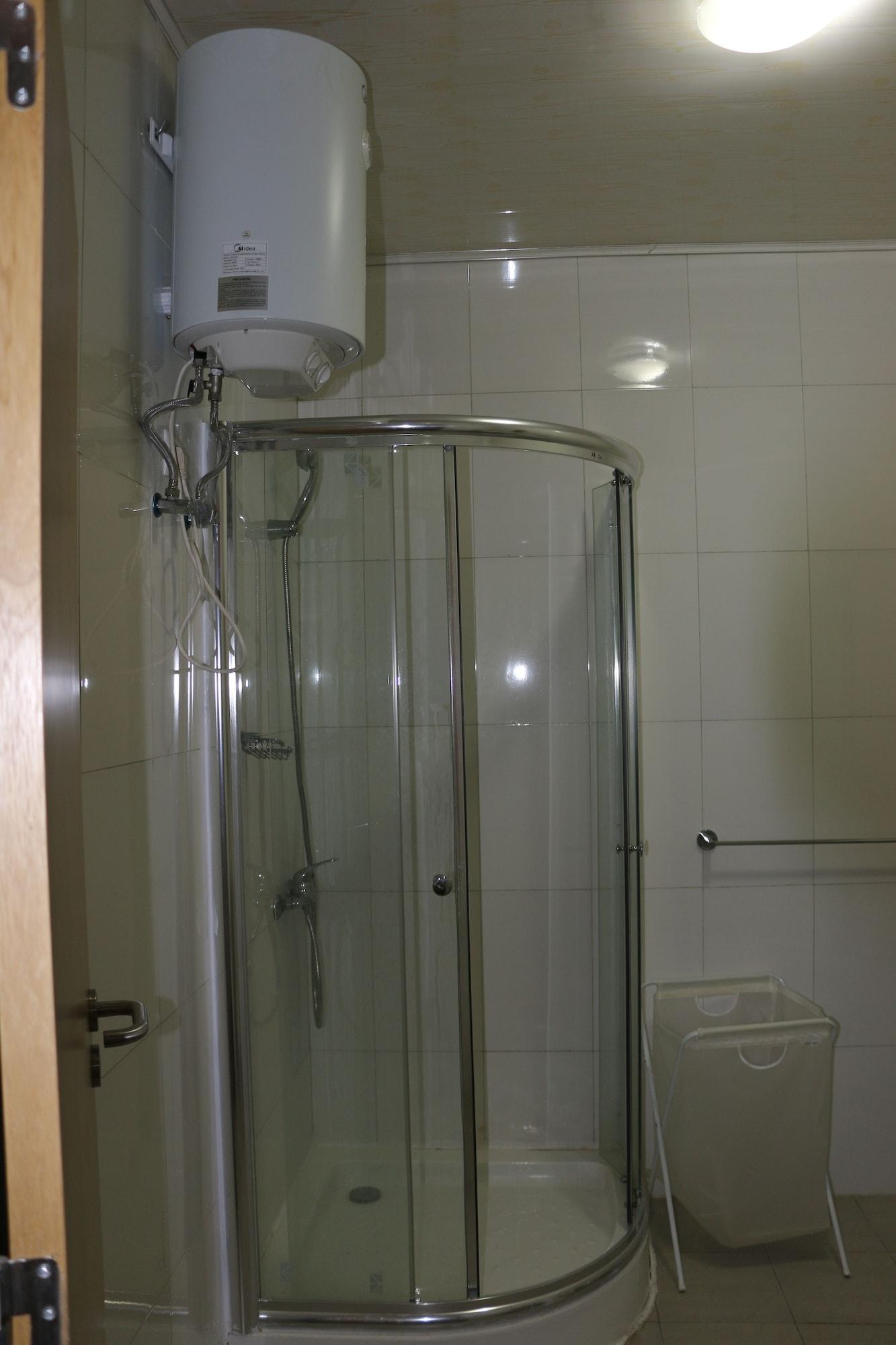 Equipamiento de Habitación SIS Hotel