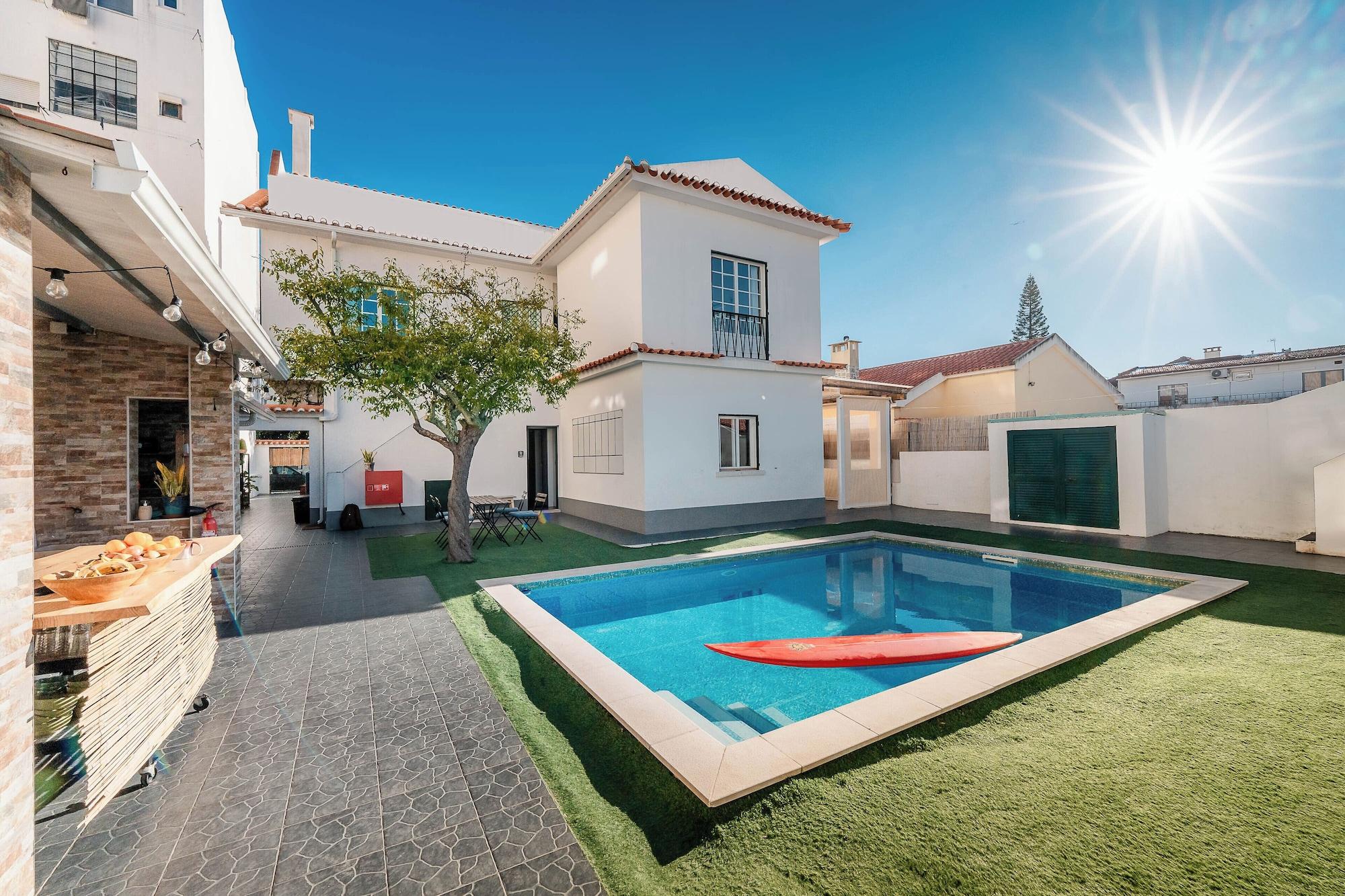 Vista Piscina SURFinn Lisbon